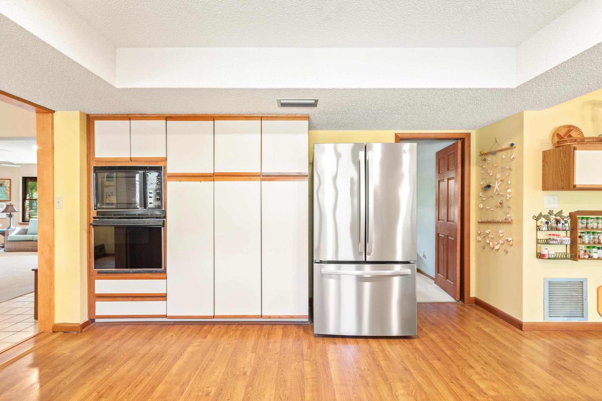 Image 16 of 48 For 3649 Lone Wolf Trl