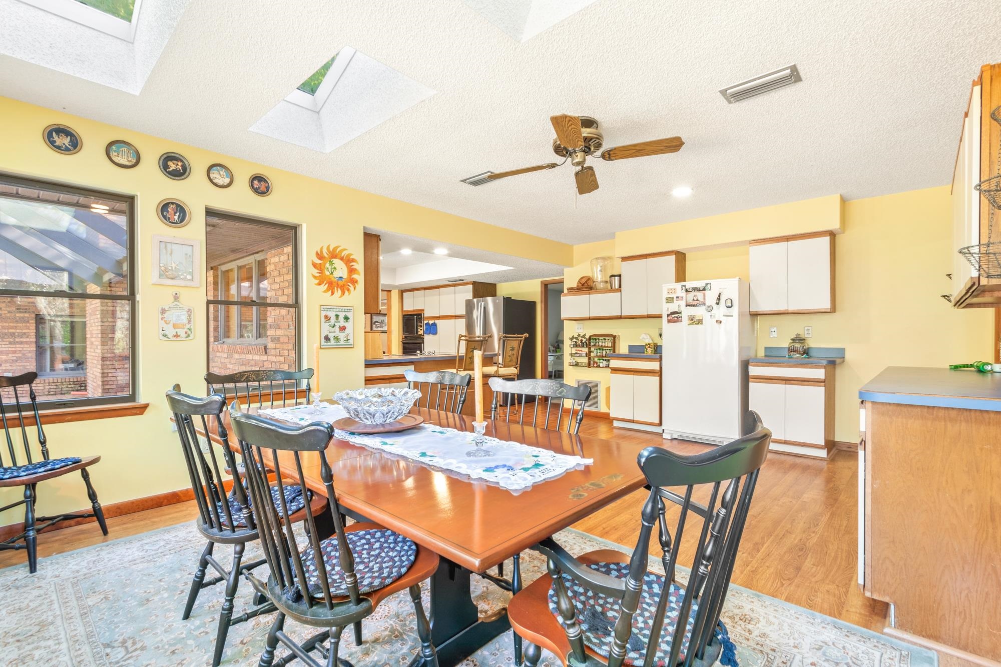 Image 18 of 48 For 3649 Lone Wolf Trl