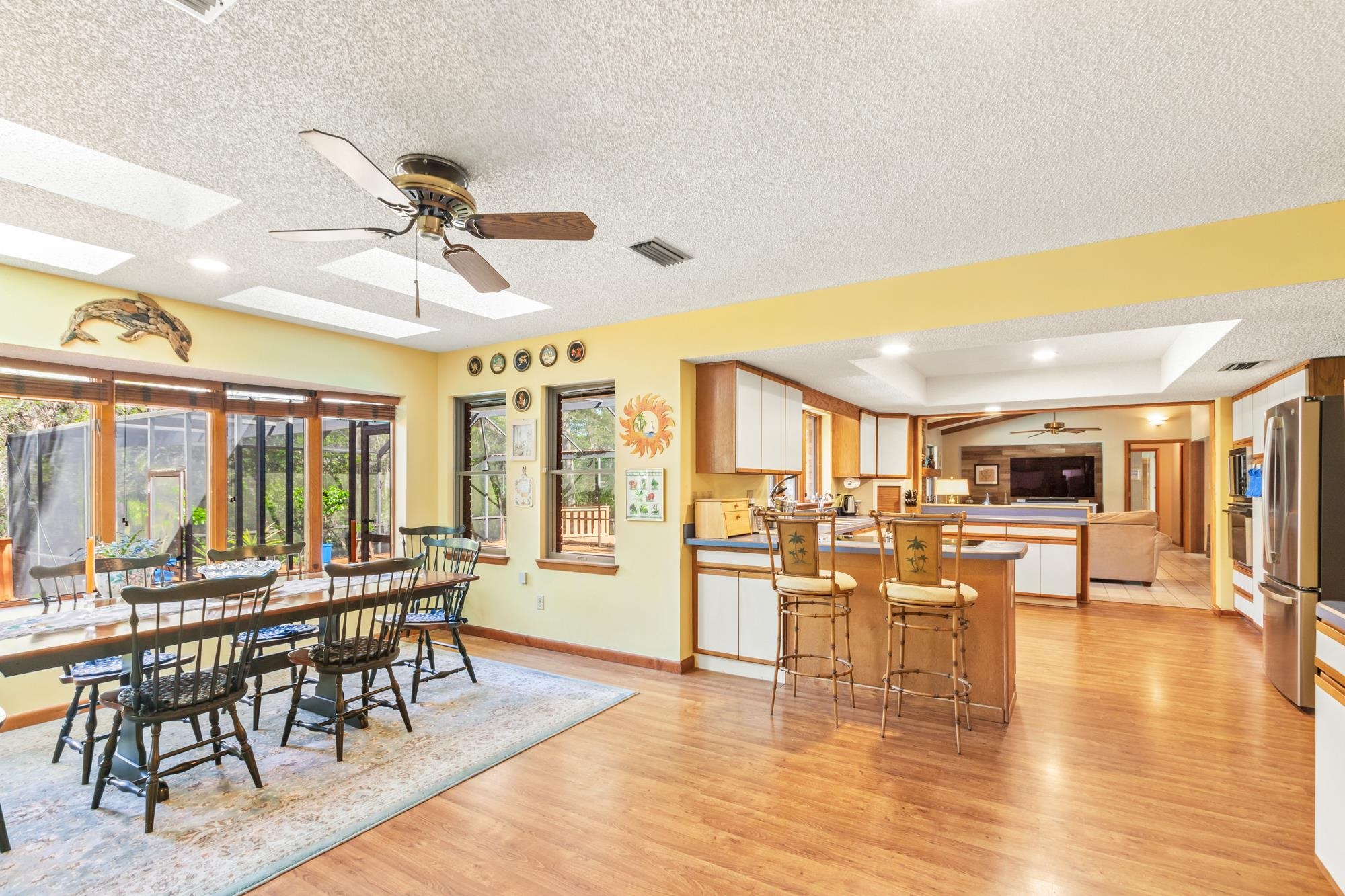 Image 19 of 48 For 3649 Lone Wolf Trl