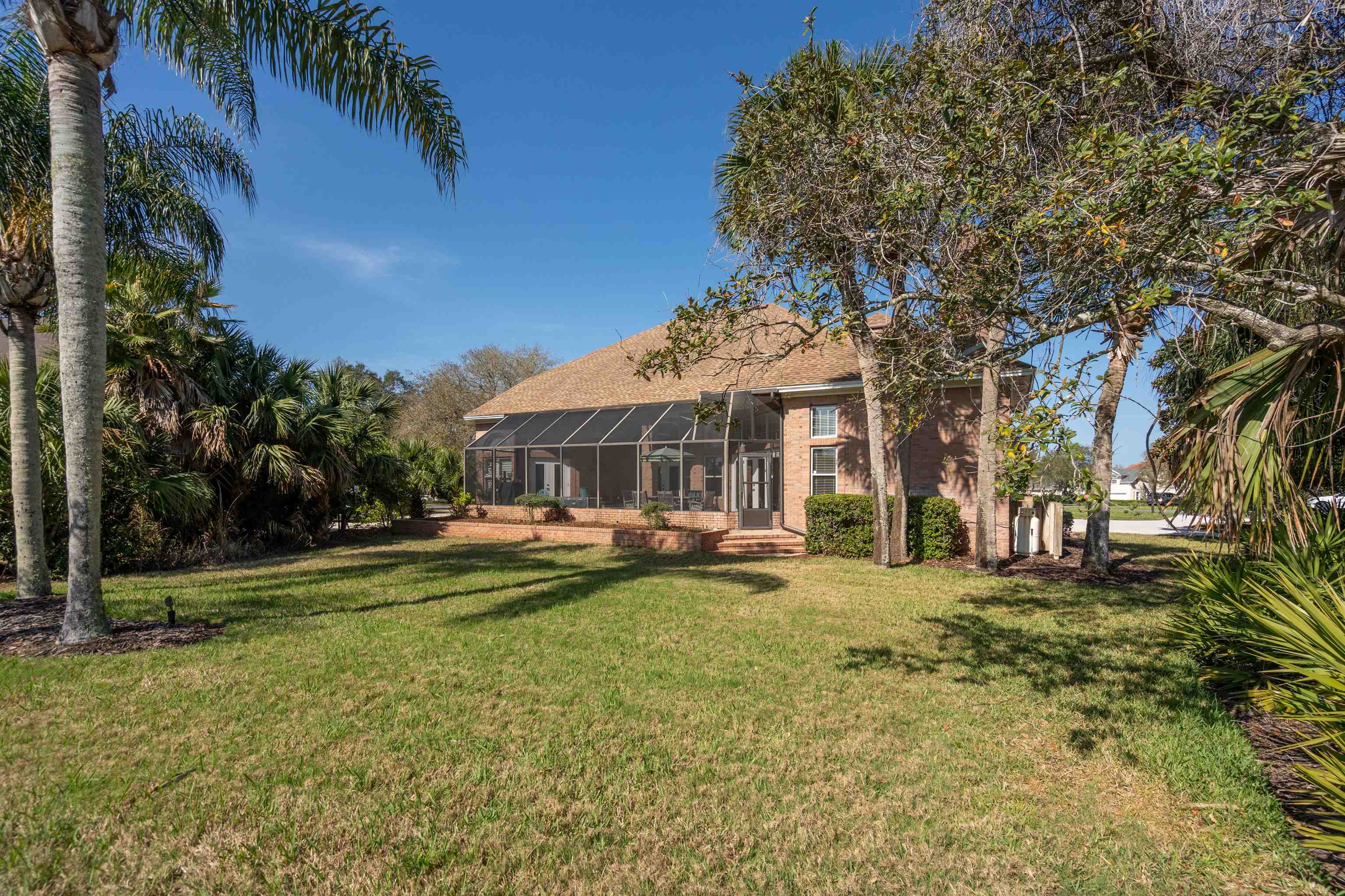 Image 20 of 98 For 126 Marshside Dr