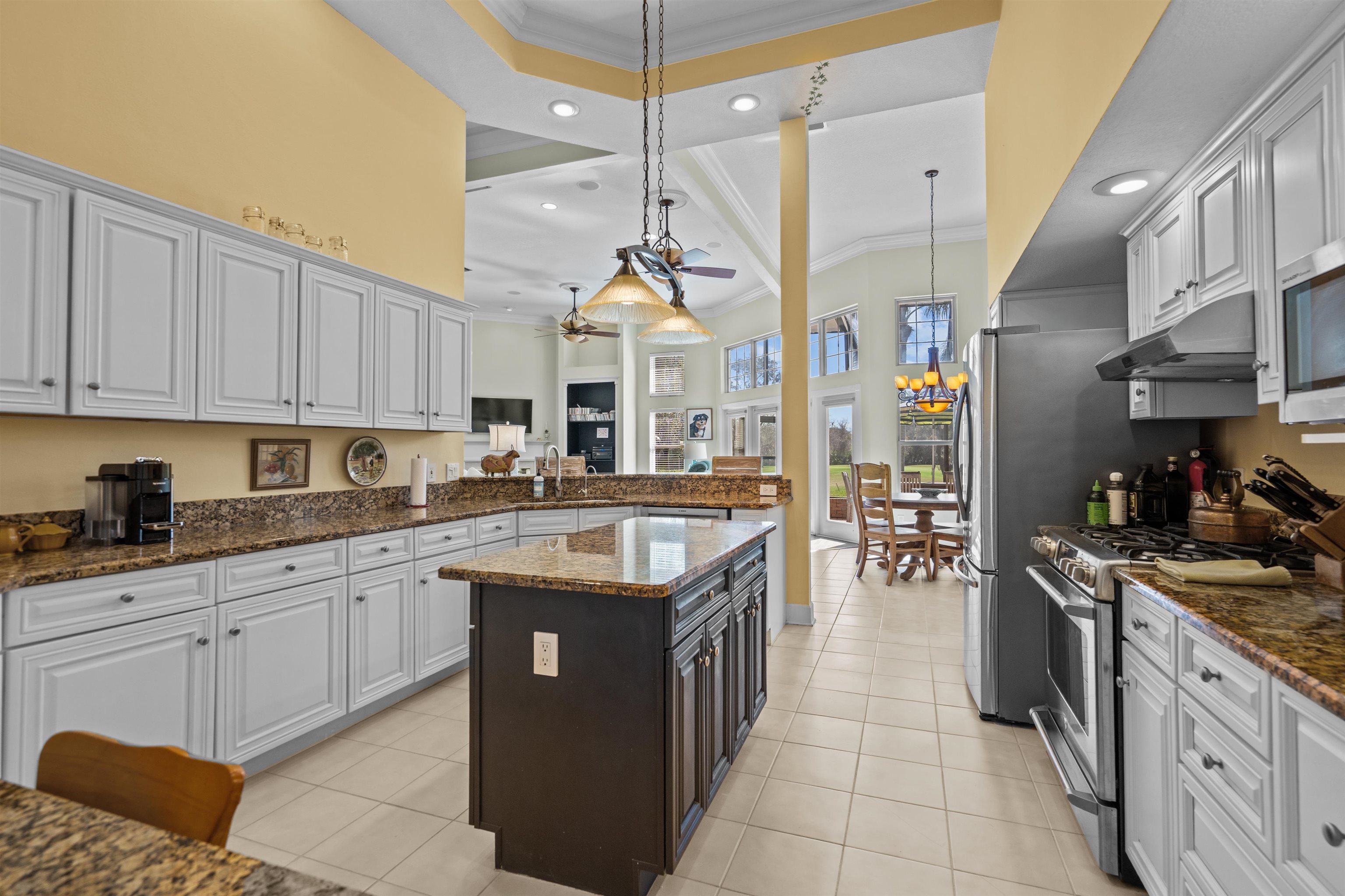 Image 55 of 98 For 126 Marshside Dr