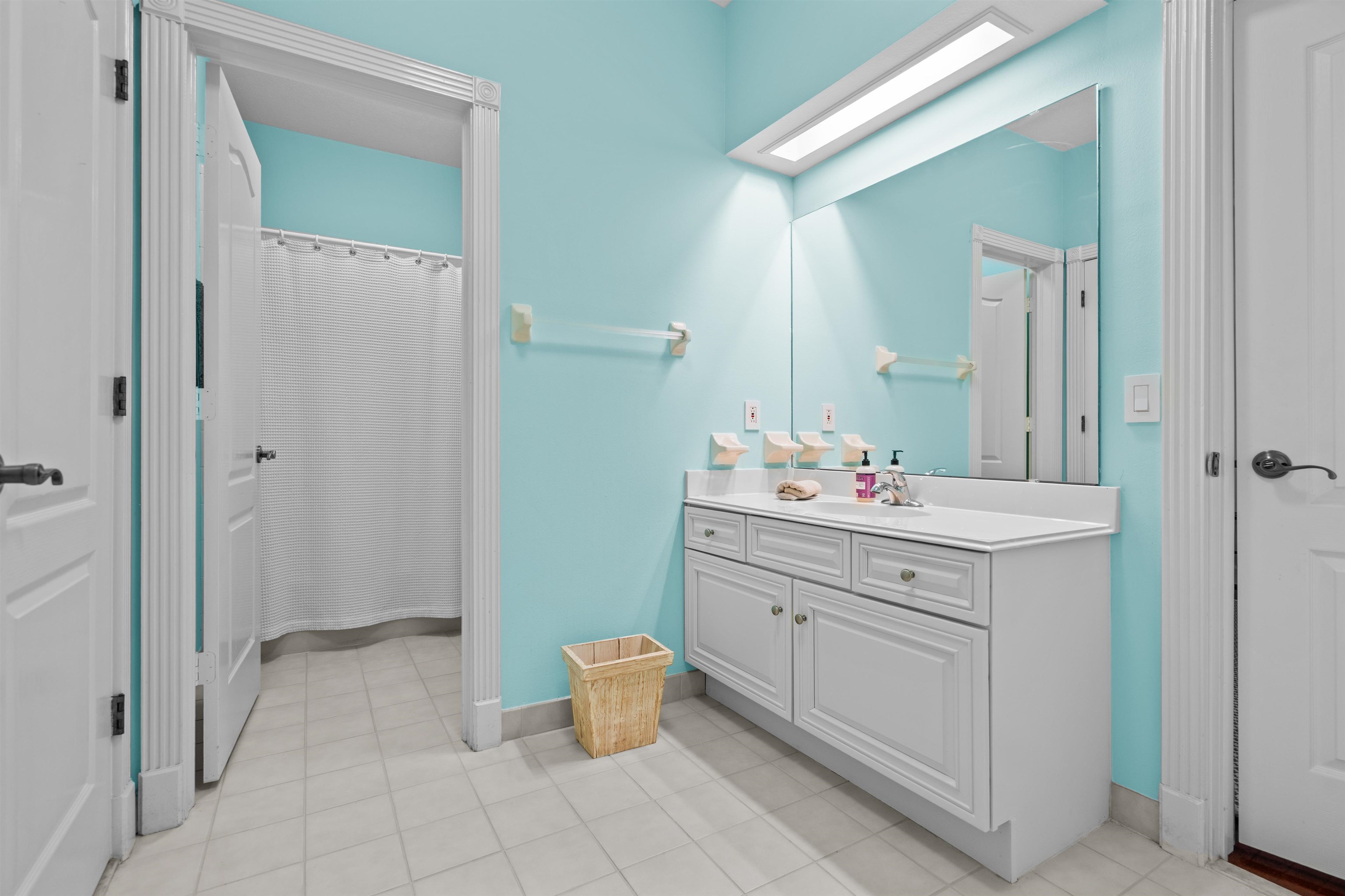 Image 77 of 98 For 126 Marshside Dr