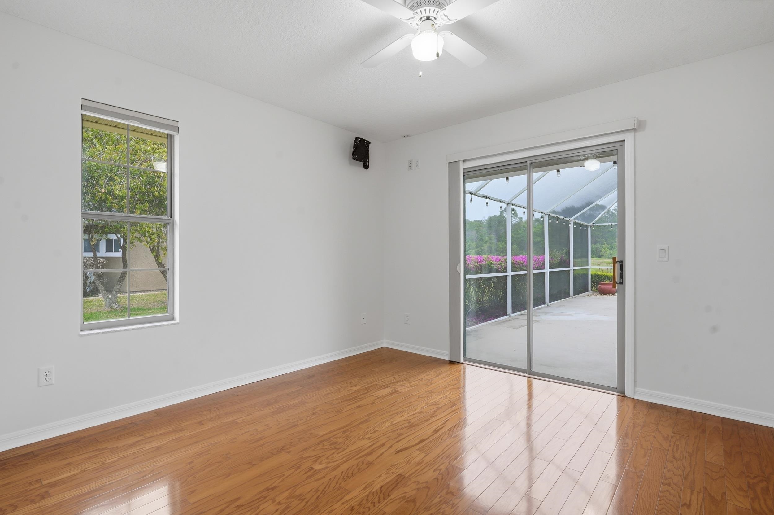 Image 17 of 22 For 4720 Innisbrook Ct N