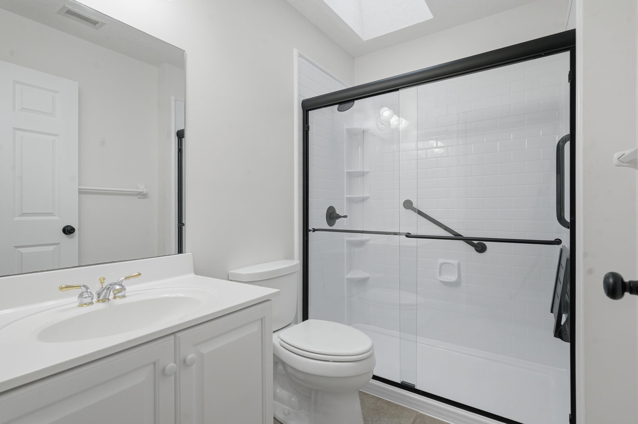 Image 18 of 22 For 4720 Innisbrook Ct N