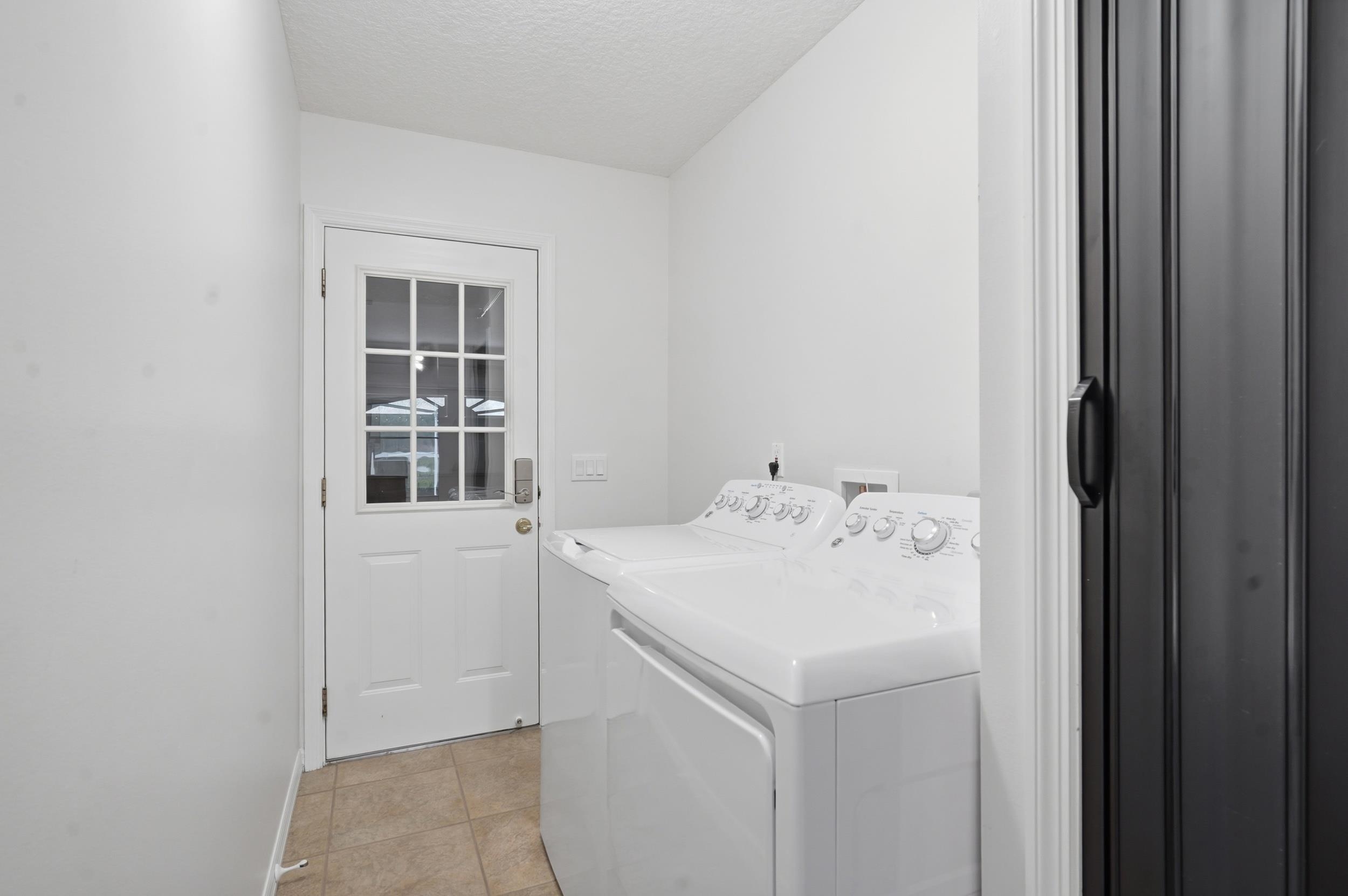 Image 20 of 22 For 4720 Innisbrook Ct N