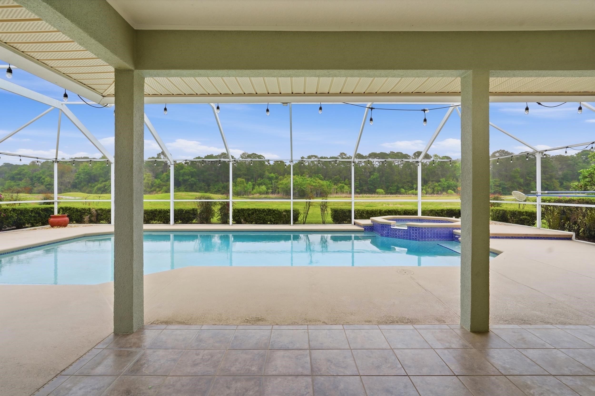 Image 5 of 22 For 4720 Innisbrook Ct N