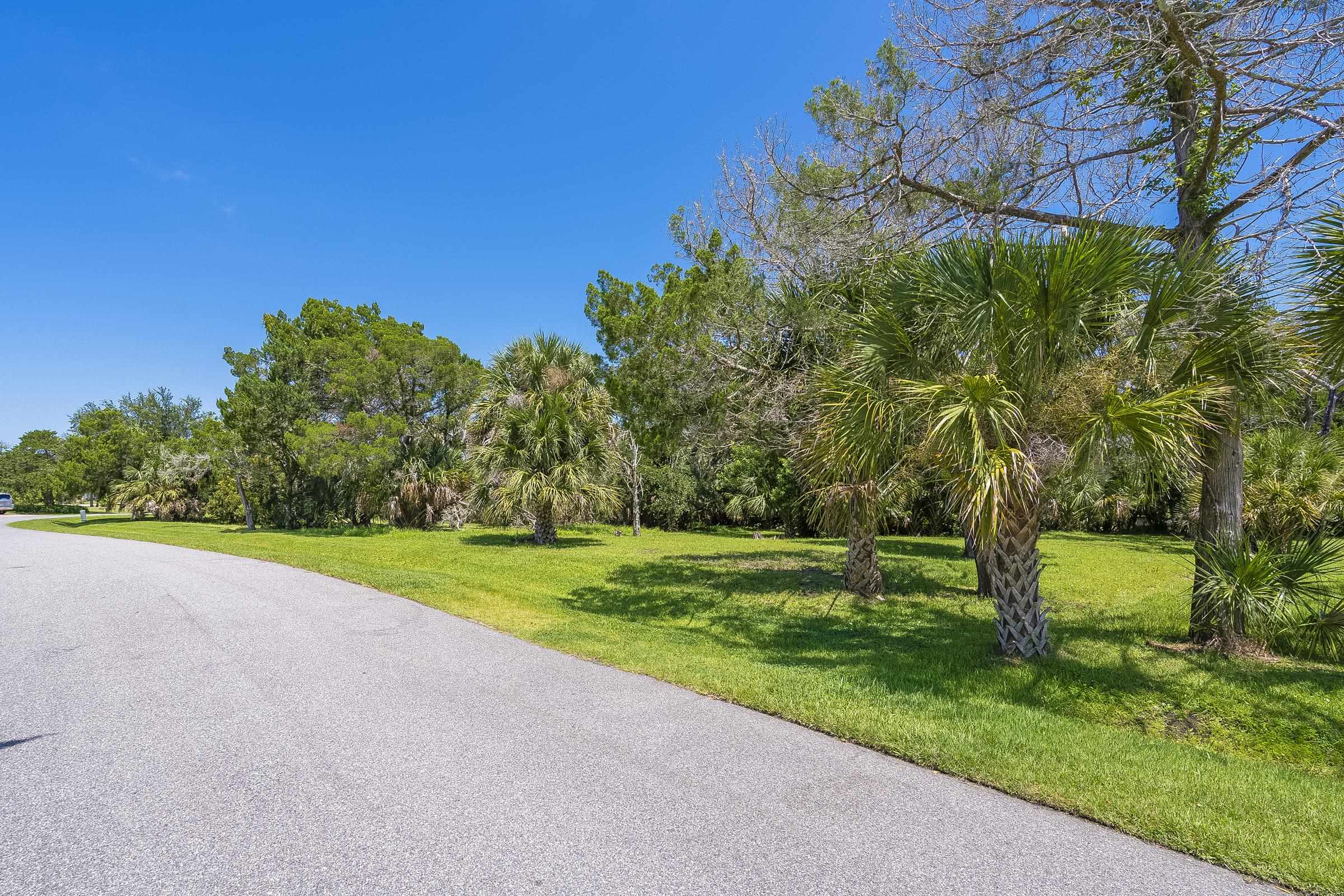 Image 26 of 53 For 113 Spoonbill Point Ct