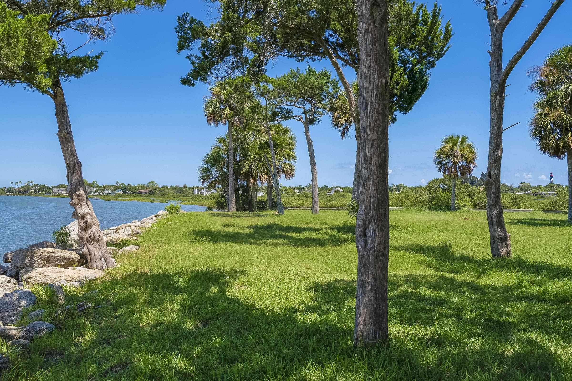 Image 41 of 53 For 113 Spoonbill Point Ct