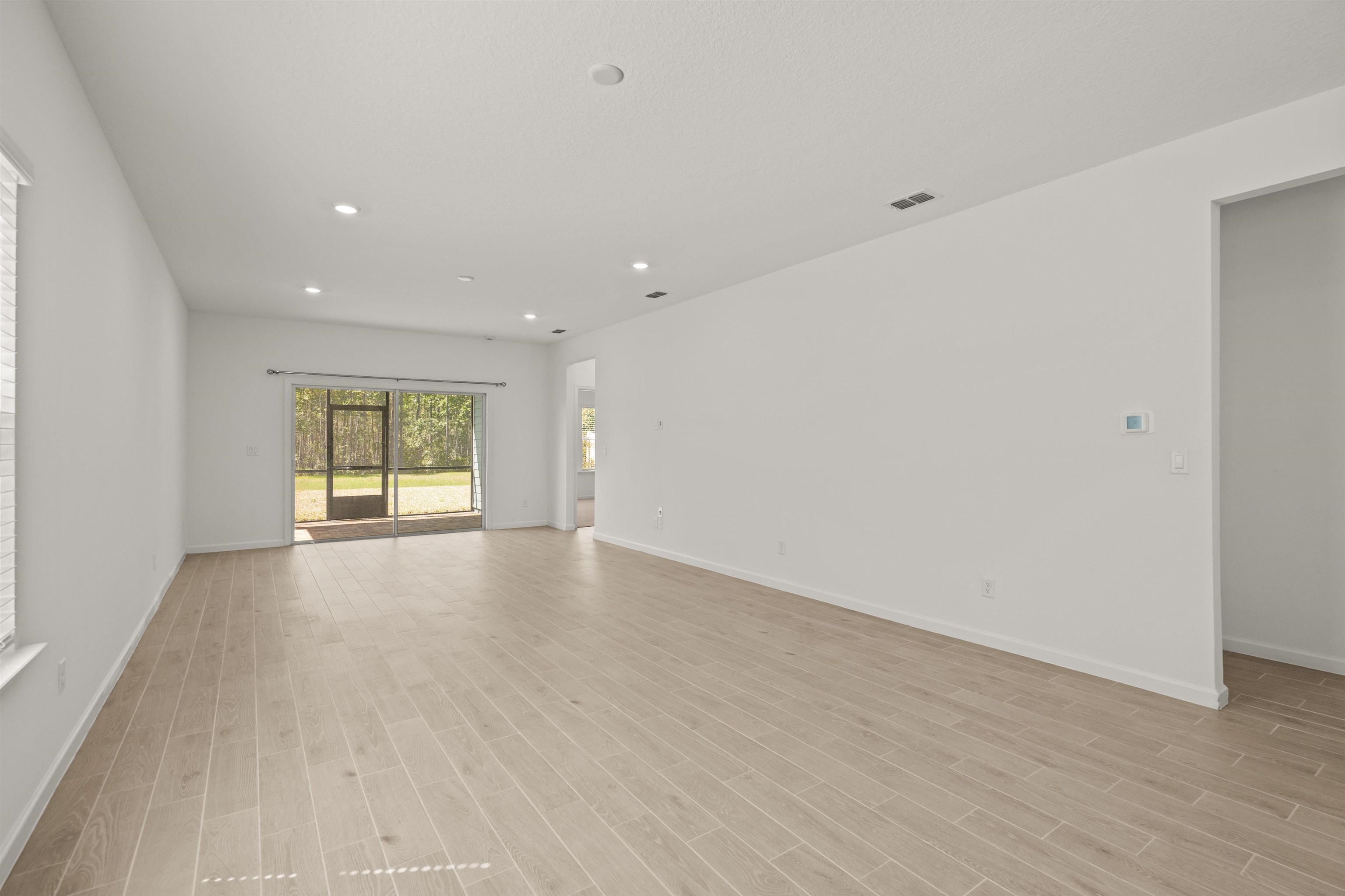 Image 10 of 40 For 65 Eustis Pt