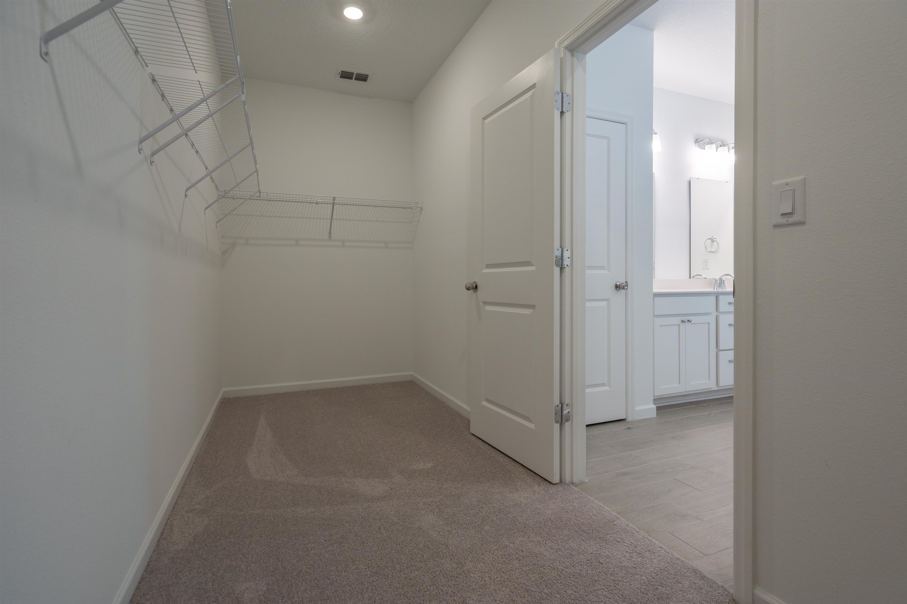 Image 18 of 40 For 65 Eustis Pt