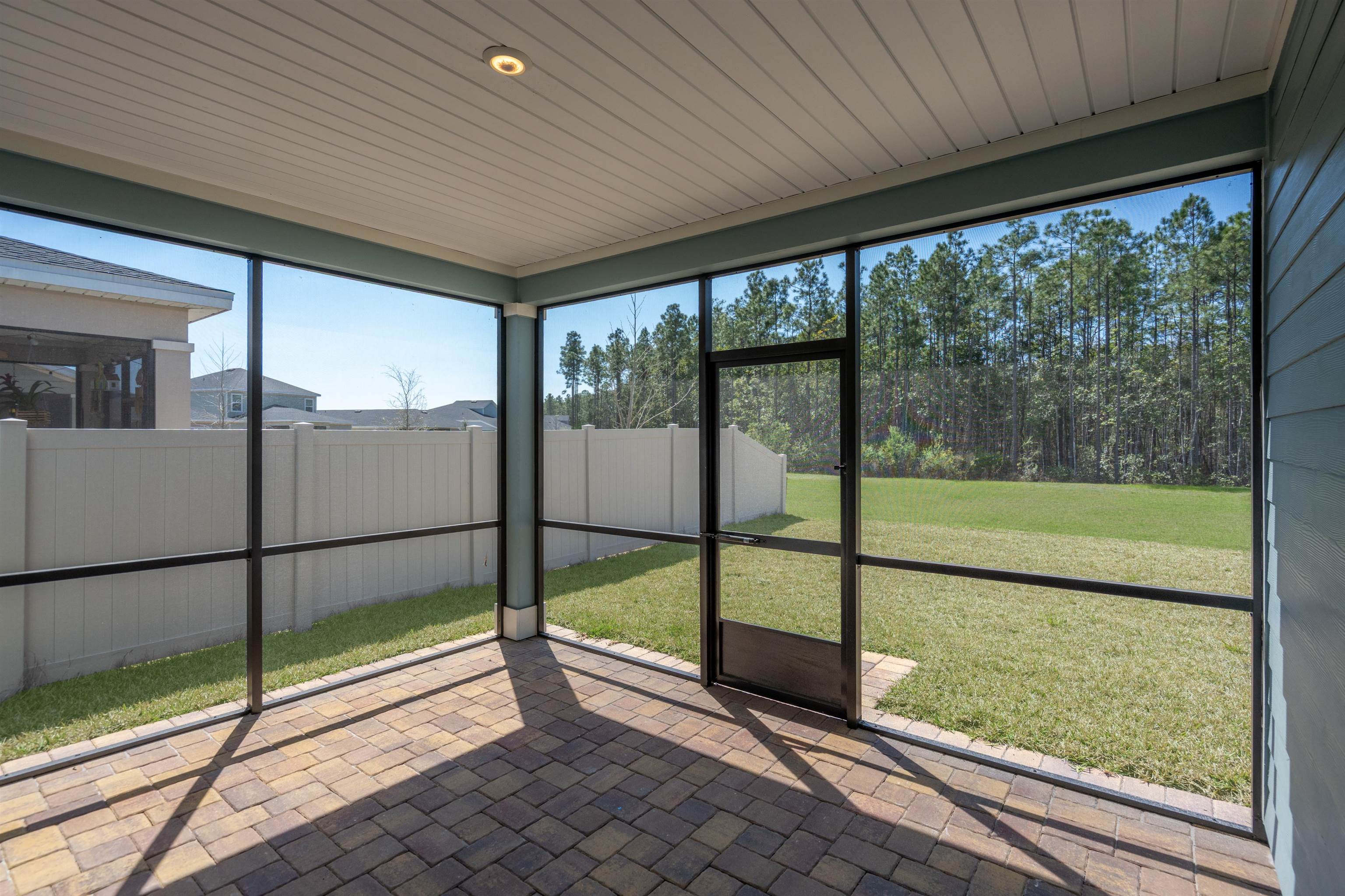 Image 27 of 40 For 65 Eustis Pt