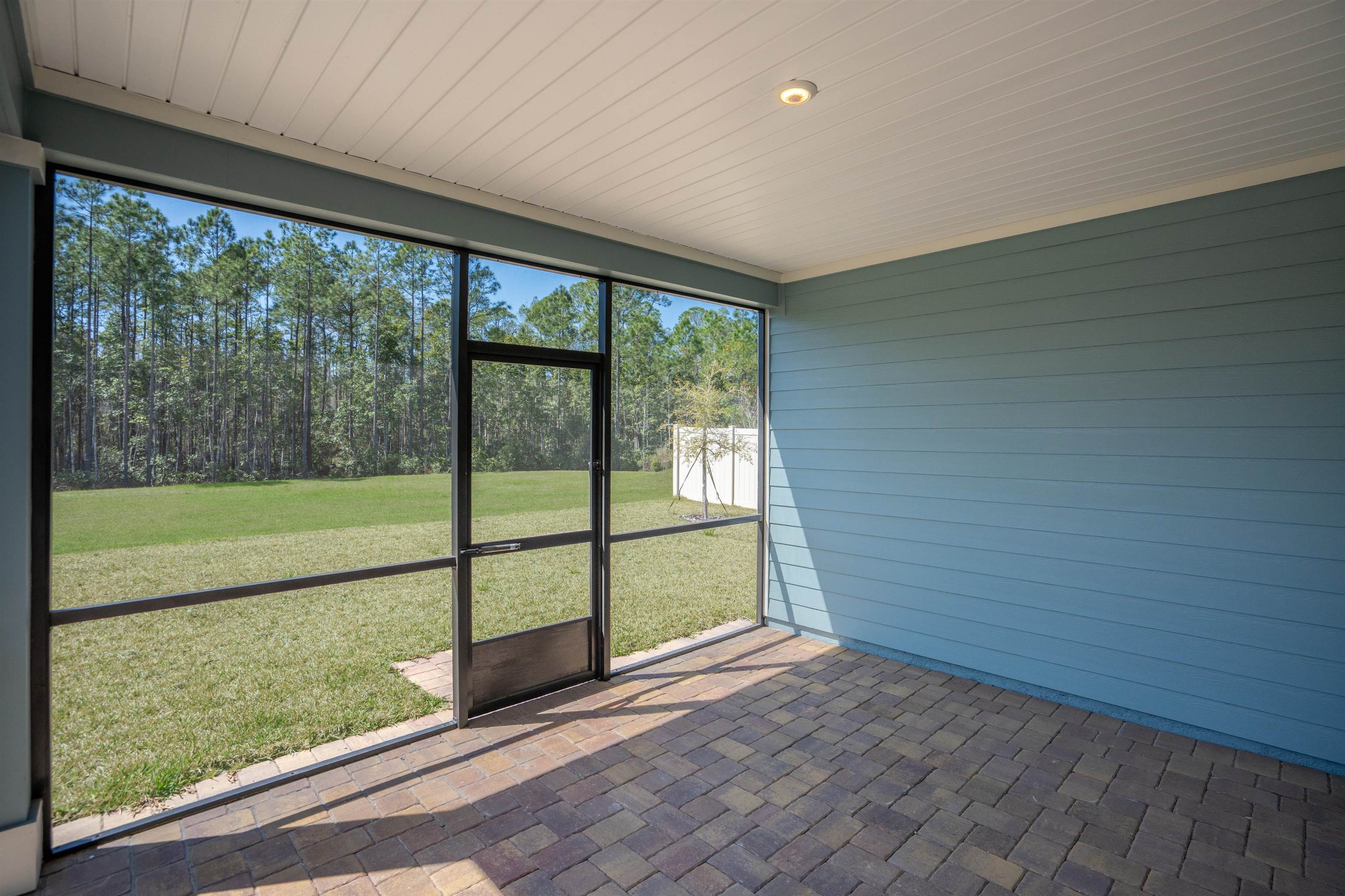 Image 28 of 40 For 65 Eustis Pt