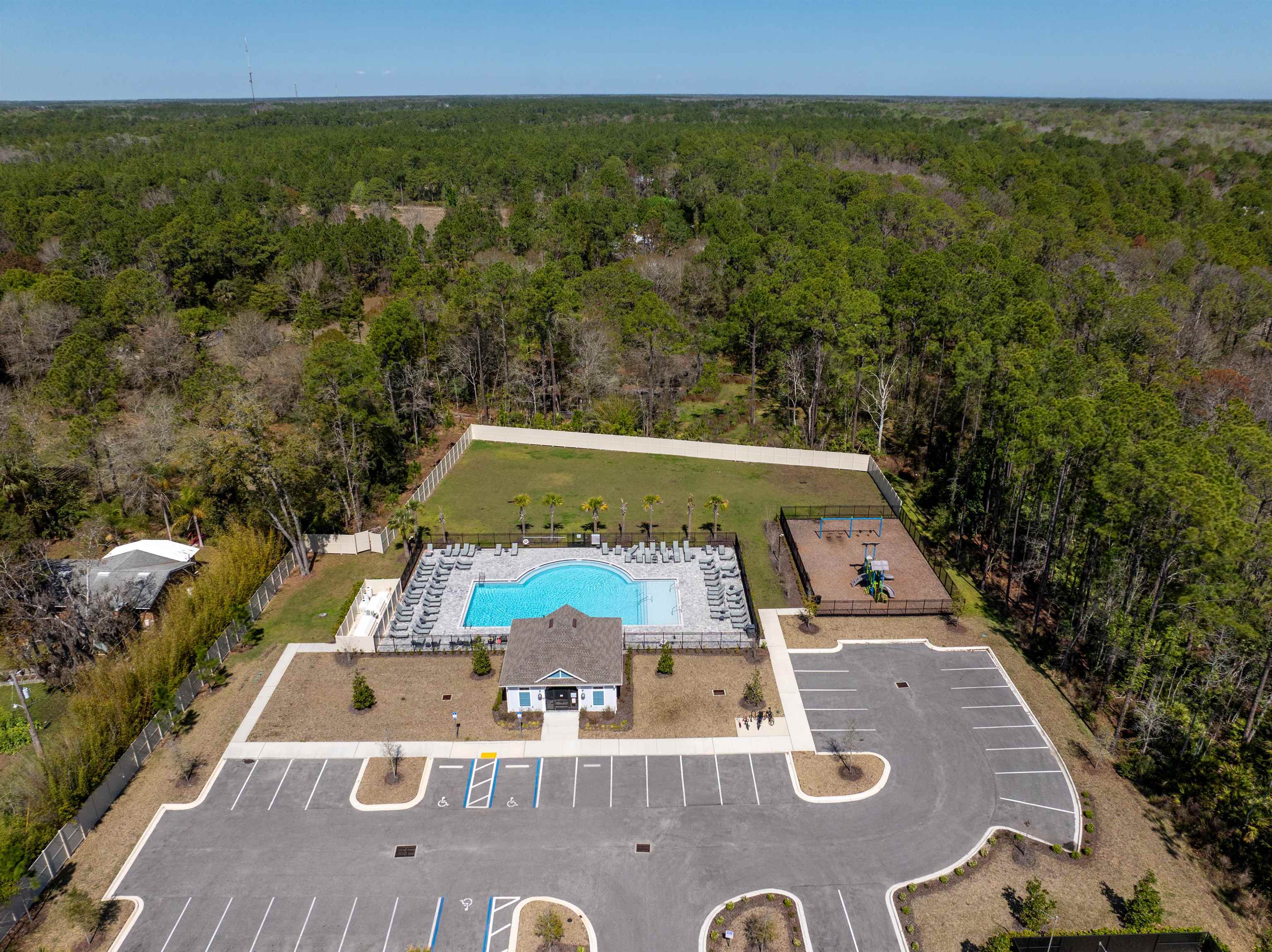 Image 34 of 40 For 65 Eustis Pt