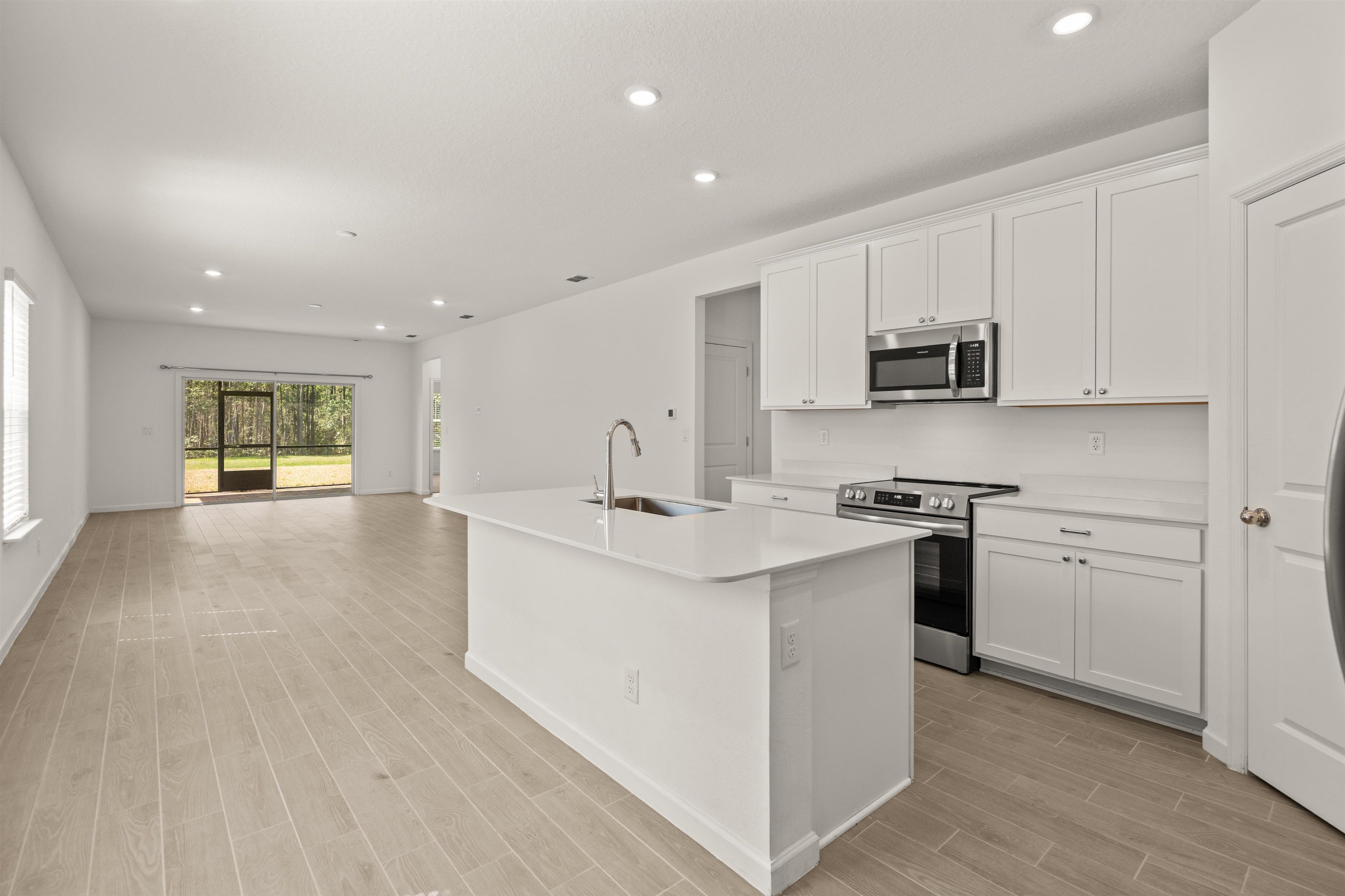 Image 5 of 40 For 65 Eustis Pt