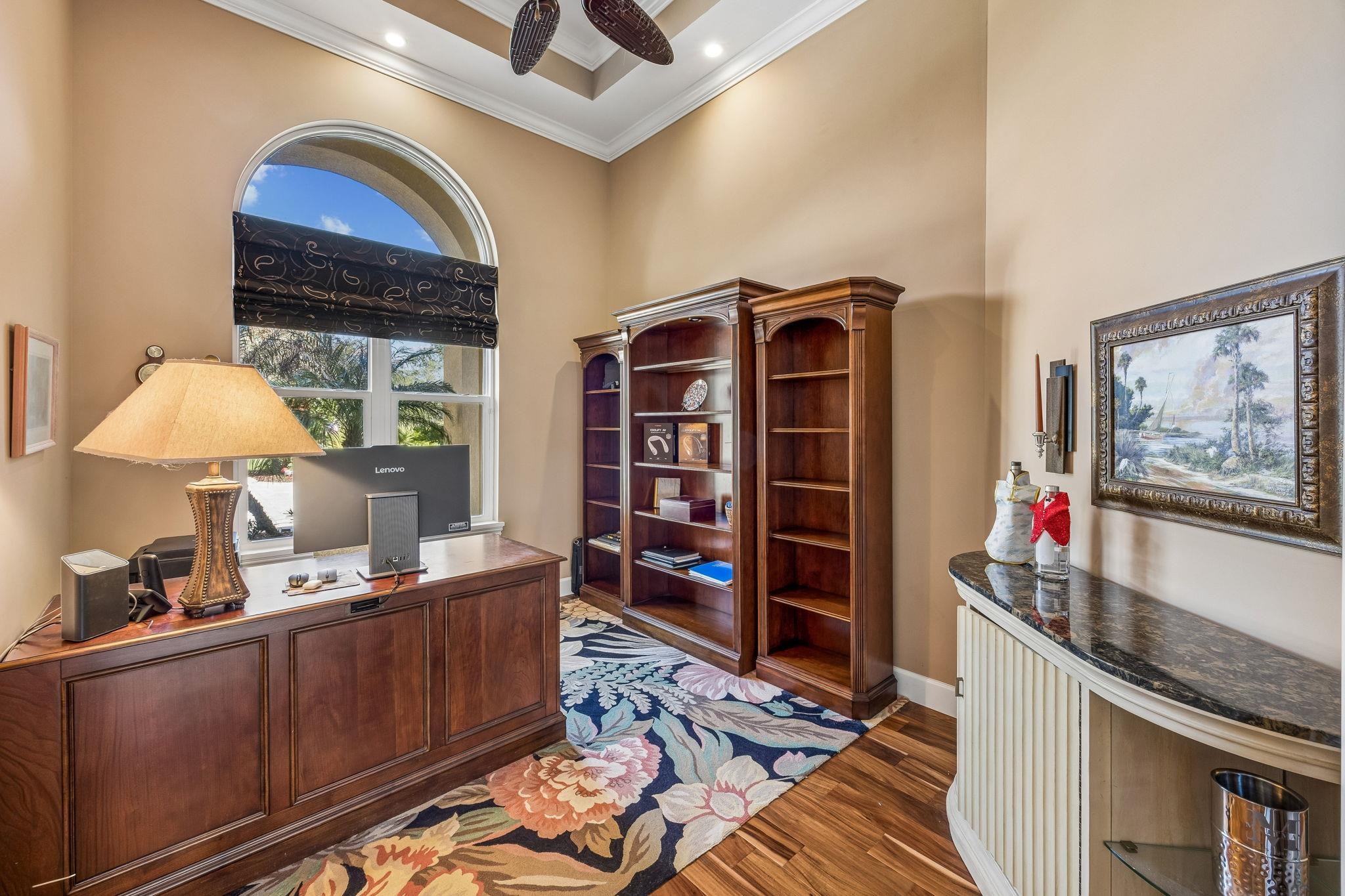 Image 44 of 90 For 409 Lookout Point Dr