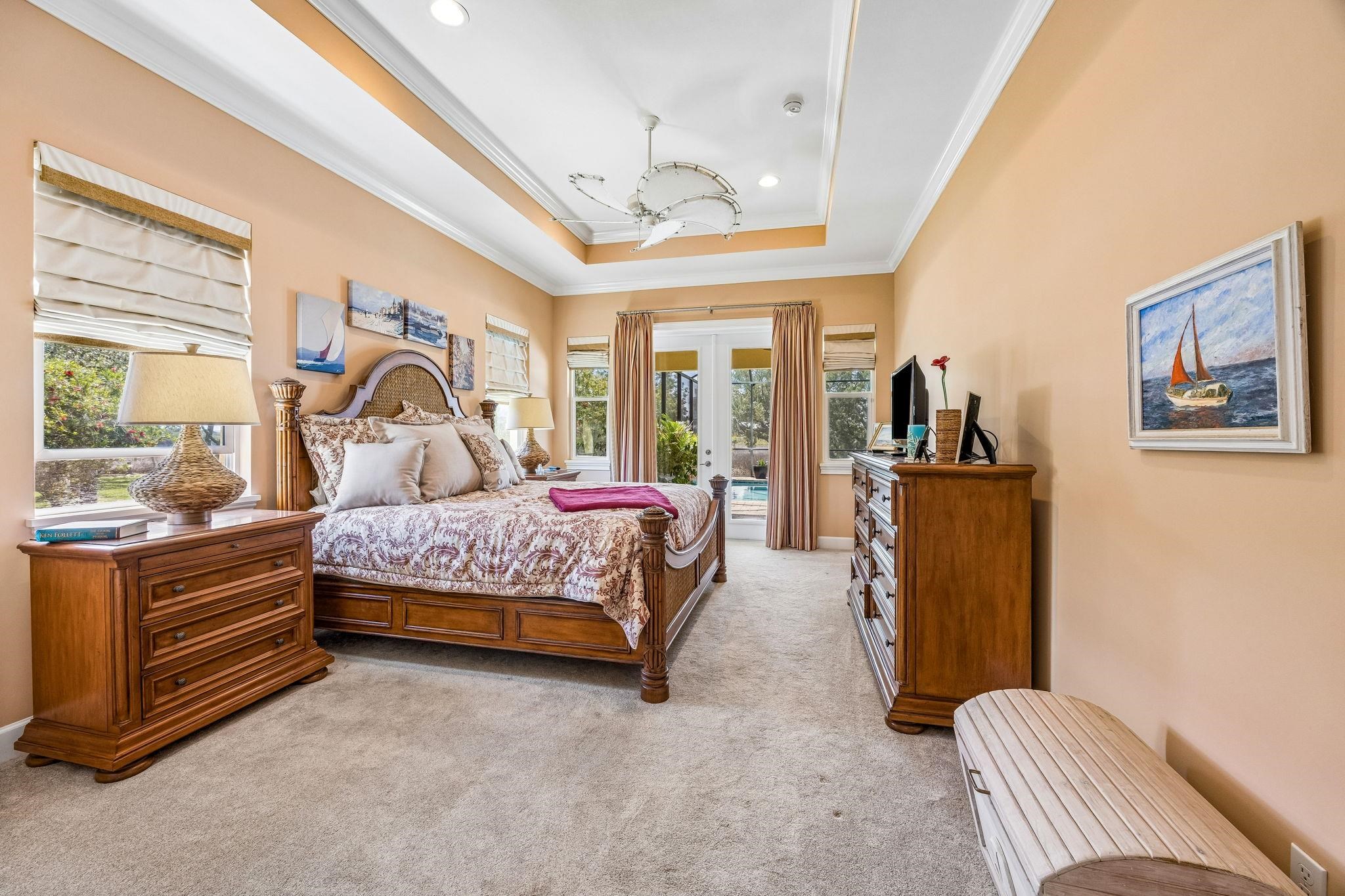 Image 46 of 90 For 409 Lookout Point Dr