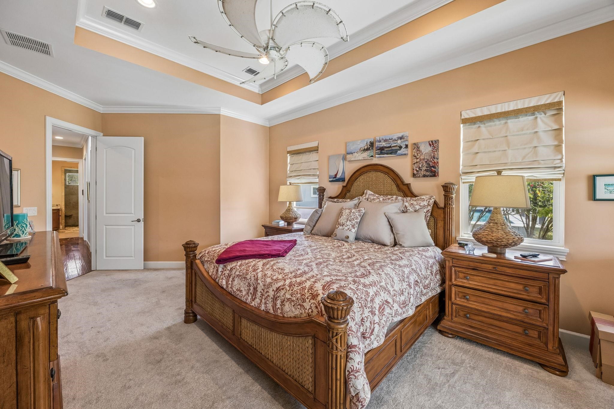 Image 48 of 90 For 409 Lookout Point Dr