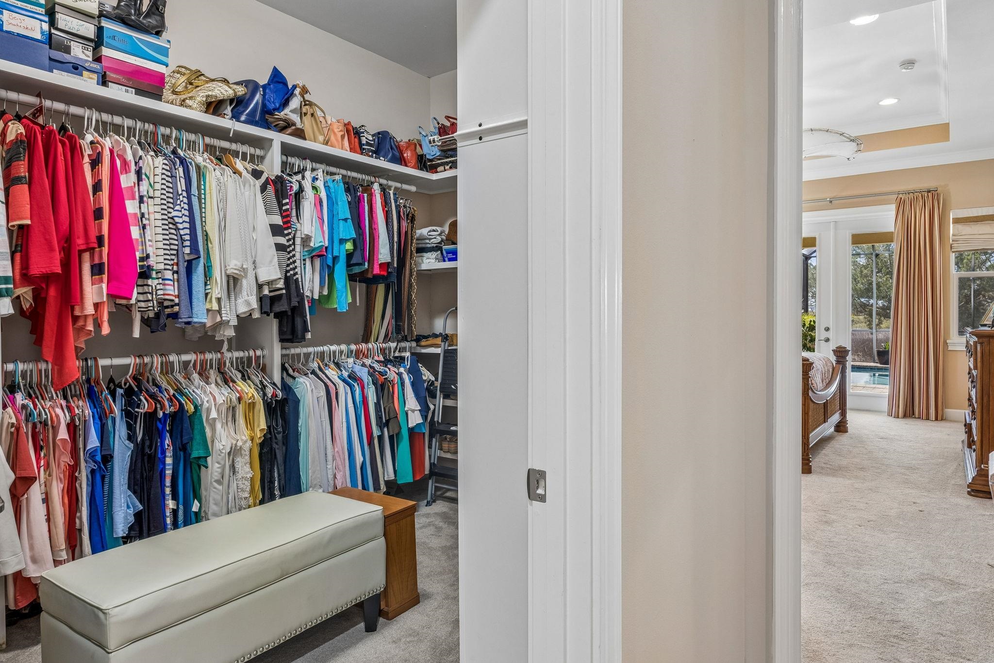 Image 50 of 90 For 409 Lookout Point Dr