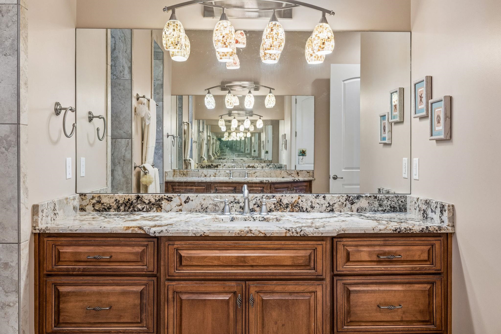 Image 54 of 90 For 409 Lookout Point Dr