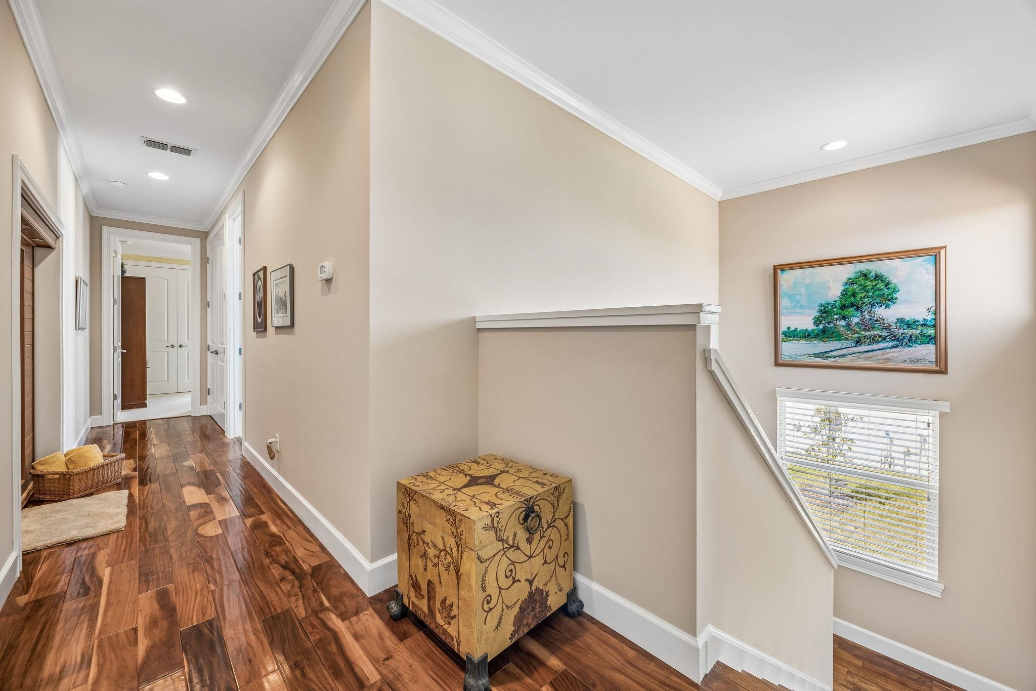 Image 58 of 90 For 409 Lookout Point Dr