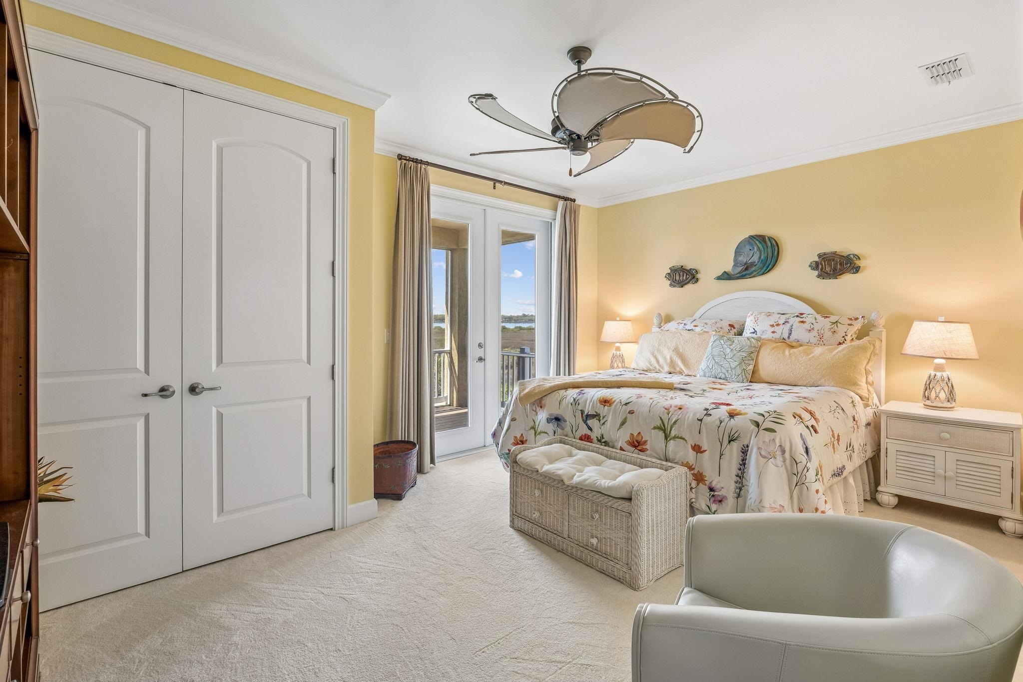 Image 62 of 90 For 409 Lookout Point Dr