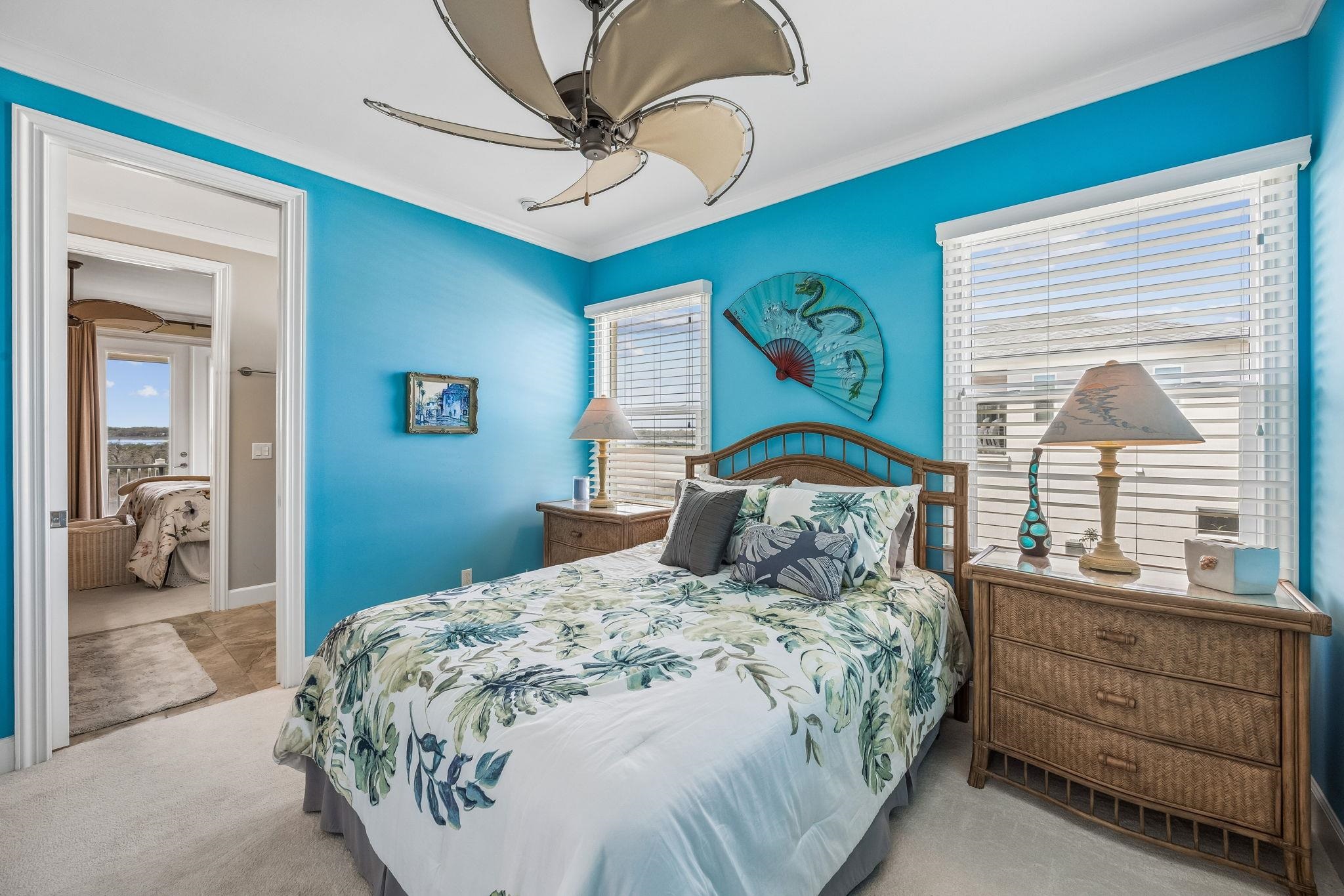 Image 71 of 90 For 409 Lookout Point Dr