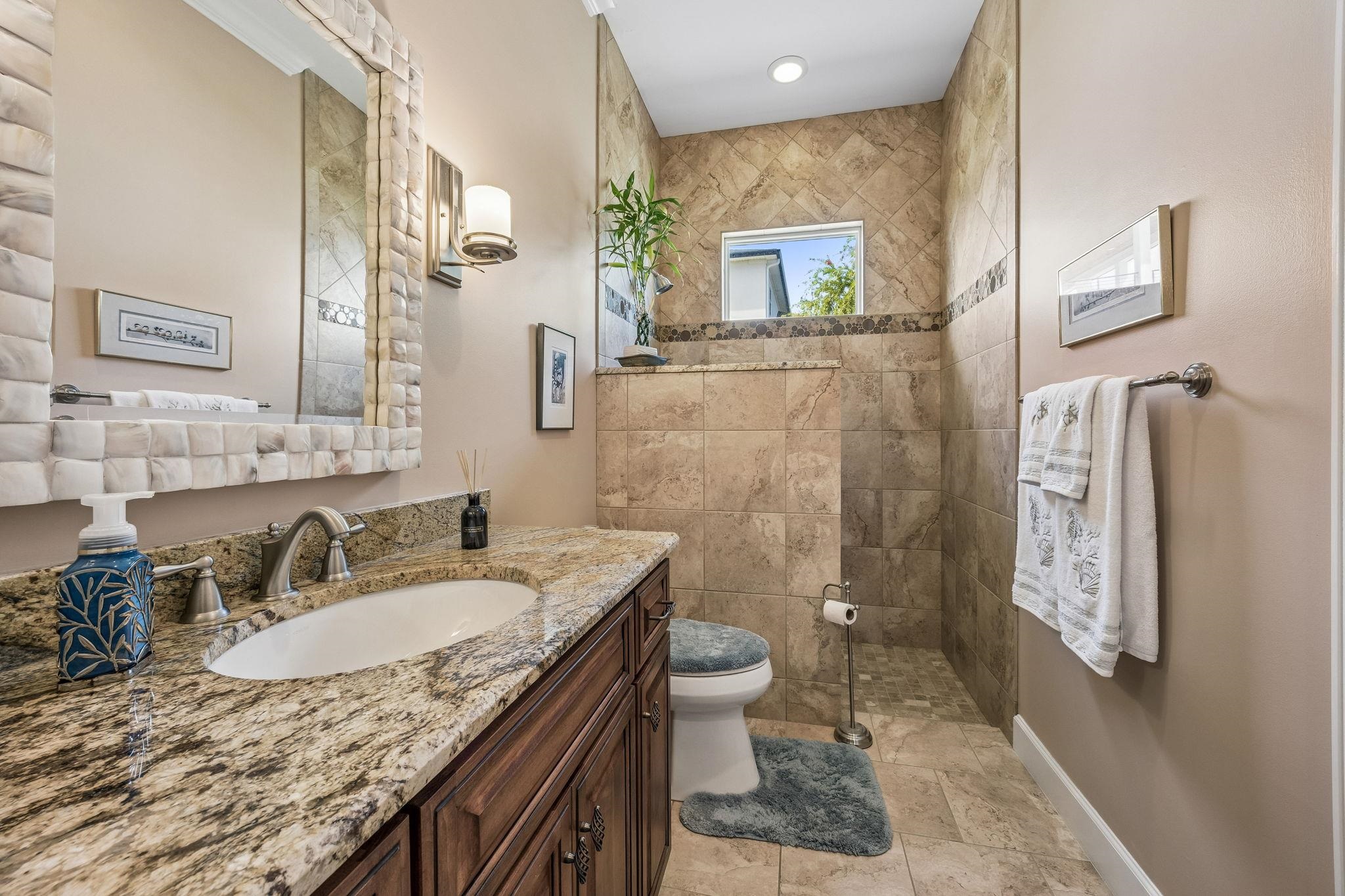 Image 75 of 90 For 409 Lookout Point Dr