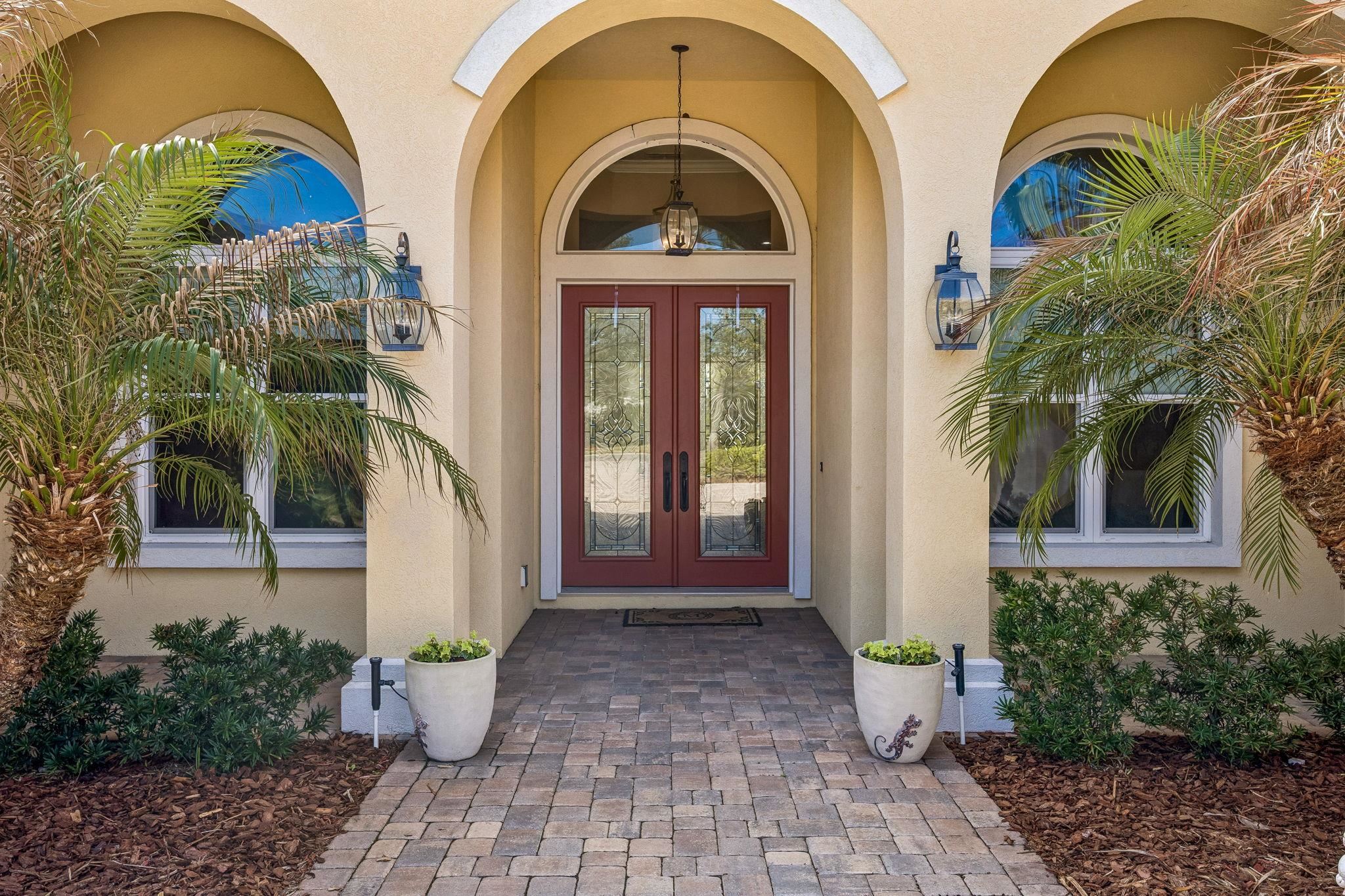 Image 9 of 90 For 409 Lookout Point Dr