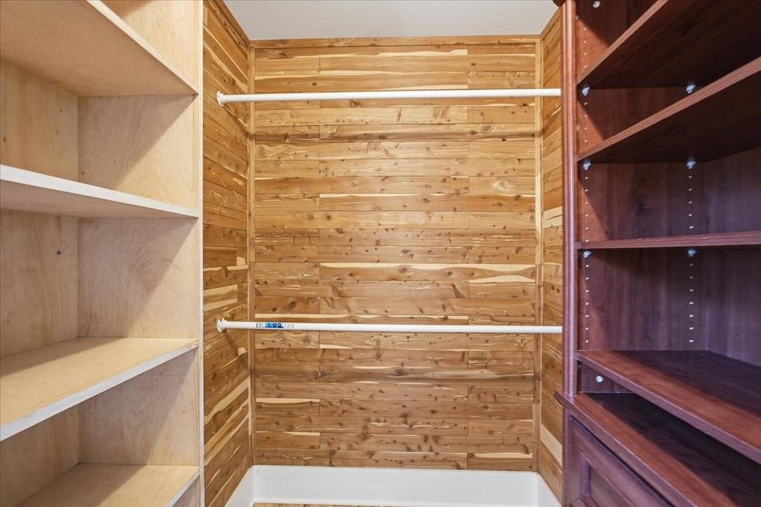 Image 21 of 50 For 47 Osceola St