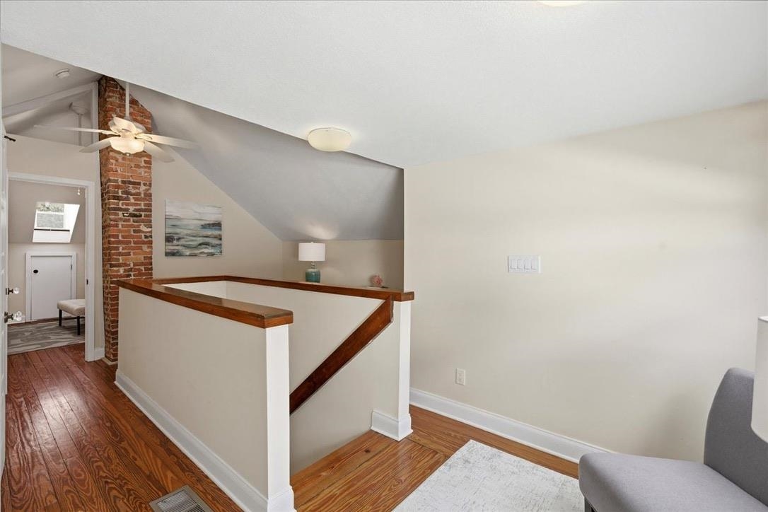 Image 26 of 50 For 47 Osceola St