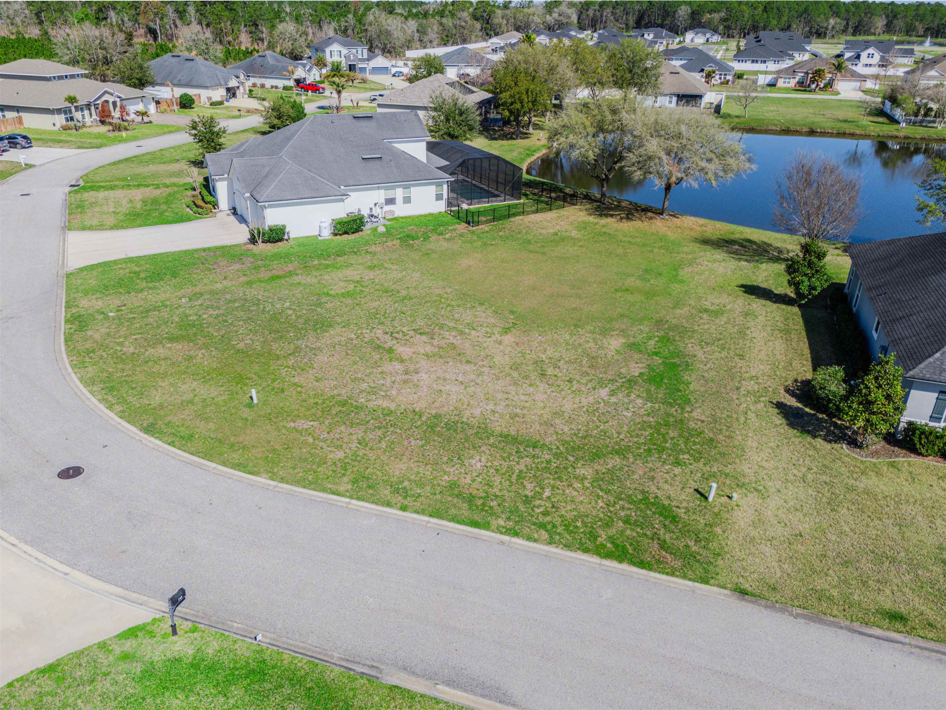 Image 13 of 30 For 289 Deerfield Glen Dr