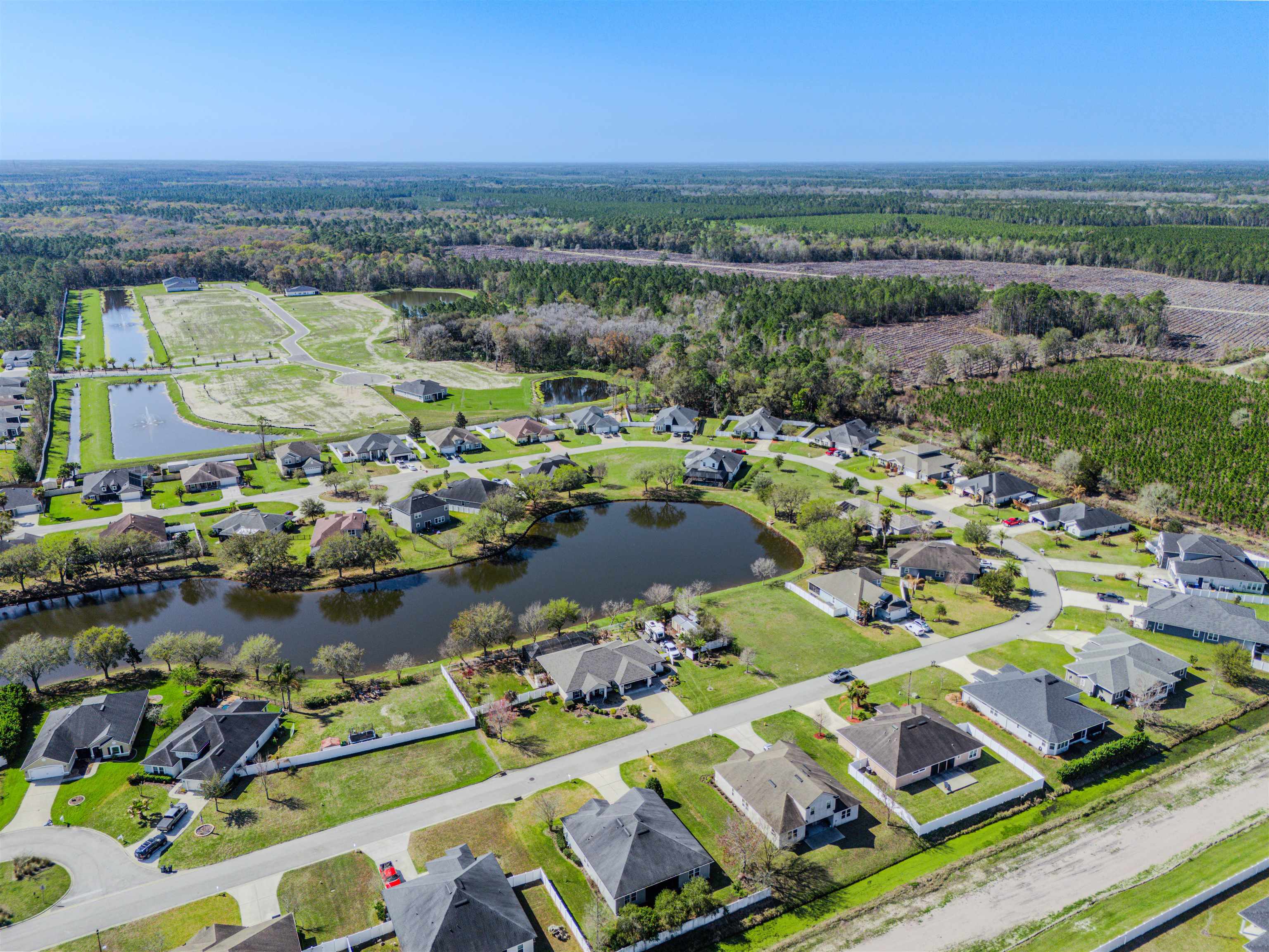 Image 17 of 30 For 289 Deerfield Glen Dr