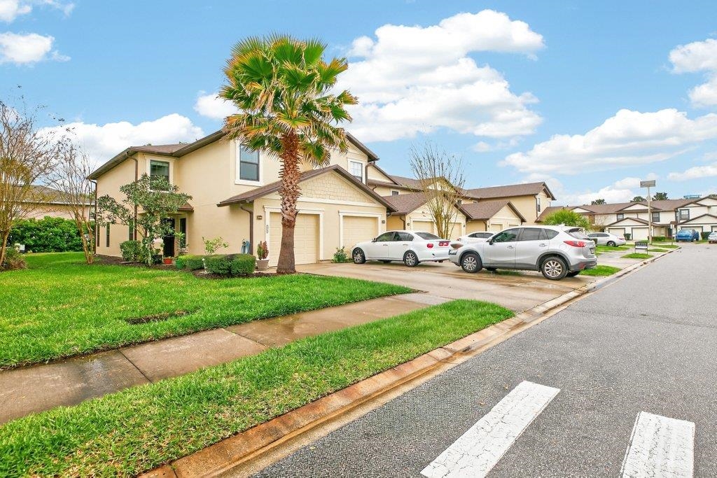 Image 4 of 46 For 300 Syrah Way