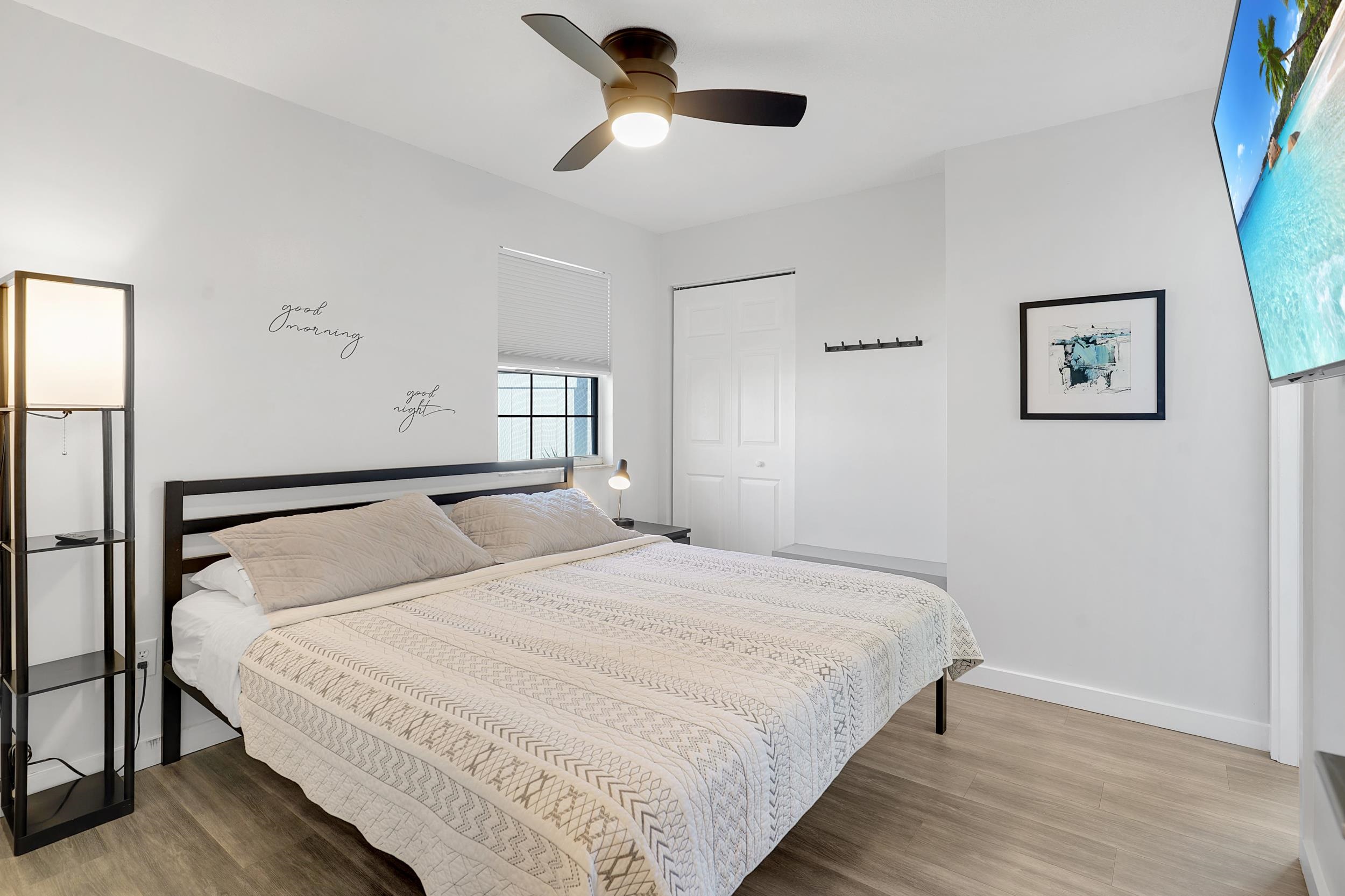 Image 14 of 33 For 9 Tarpon Dr  