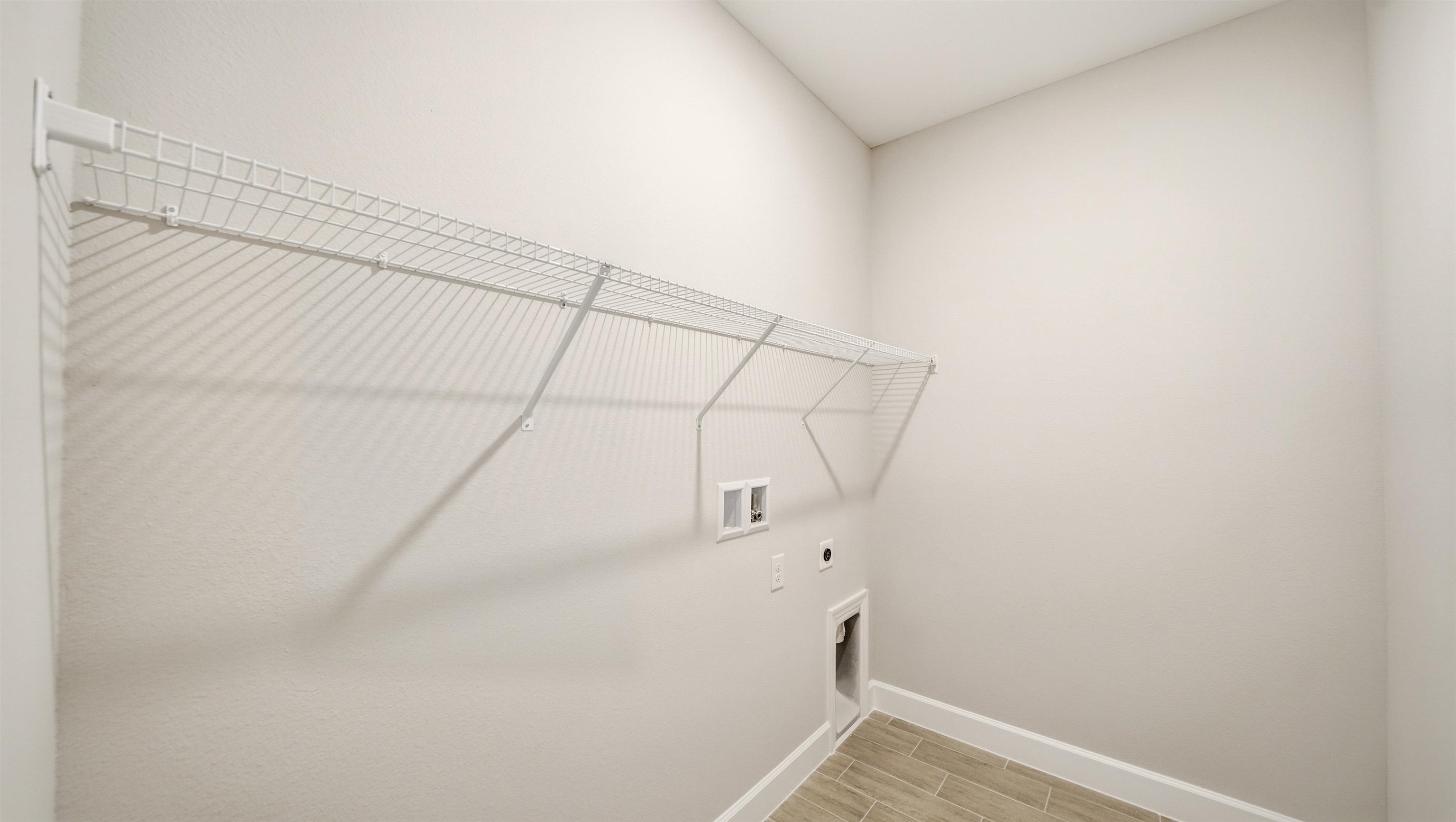 Image 40 of 48 For 34 Seville Orange Path