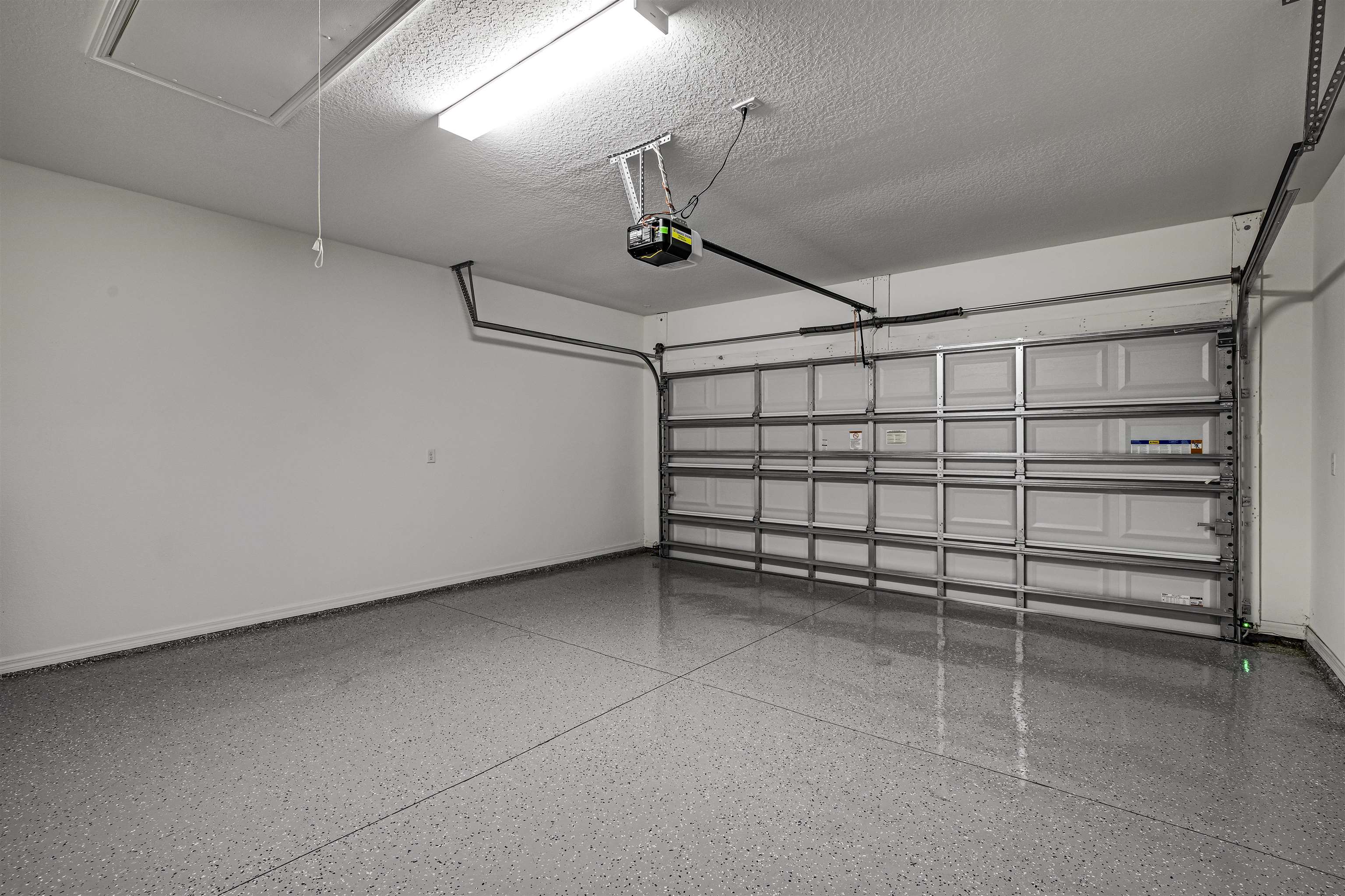 Image 36 of 46 For 128 Oyster Shell Ter