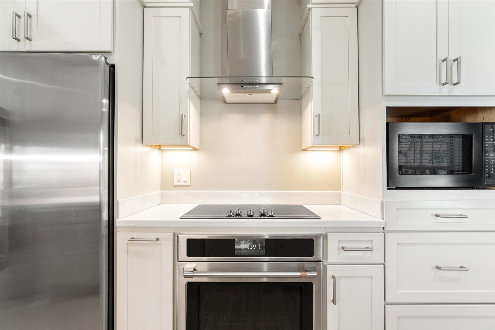 Image 14 of 49 For 2329 Commodores Club Blvd