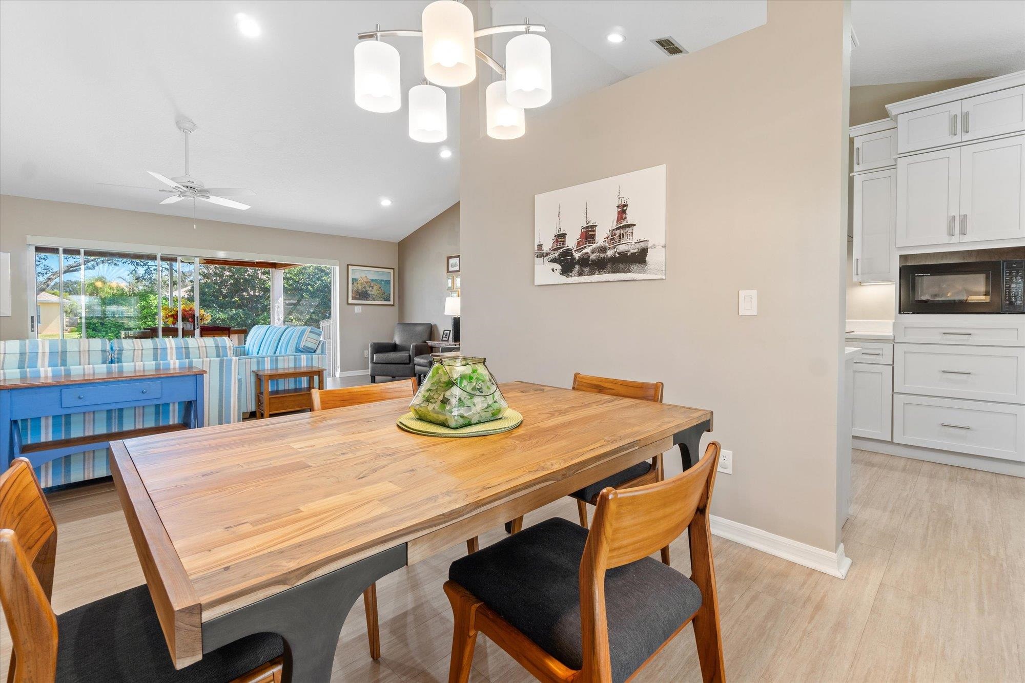 Image 17 of 49 For 2329 Commodores Club Blvd