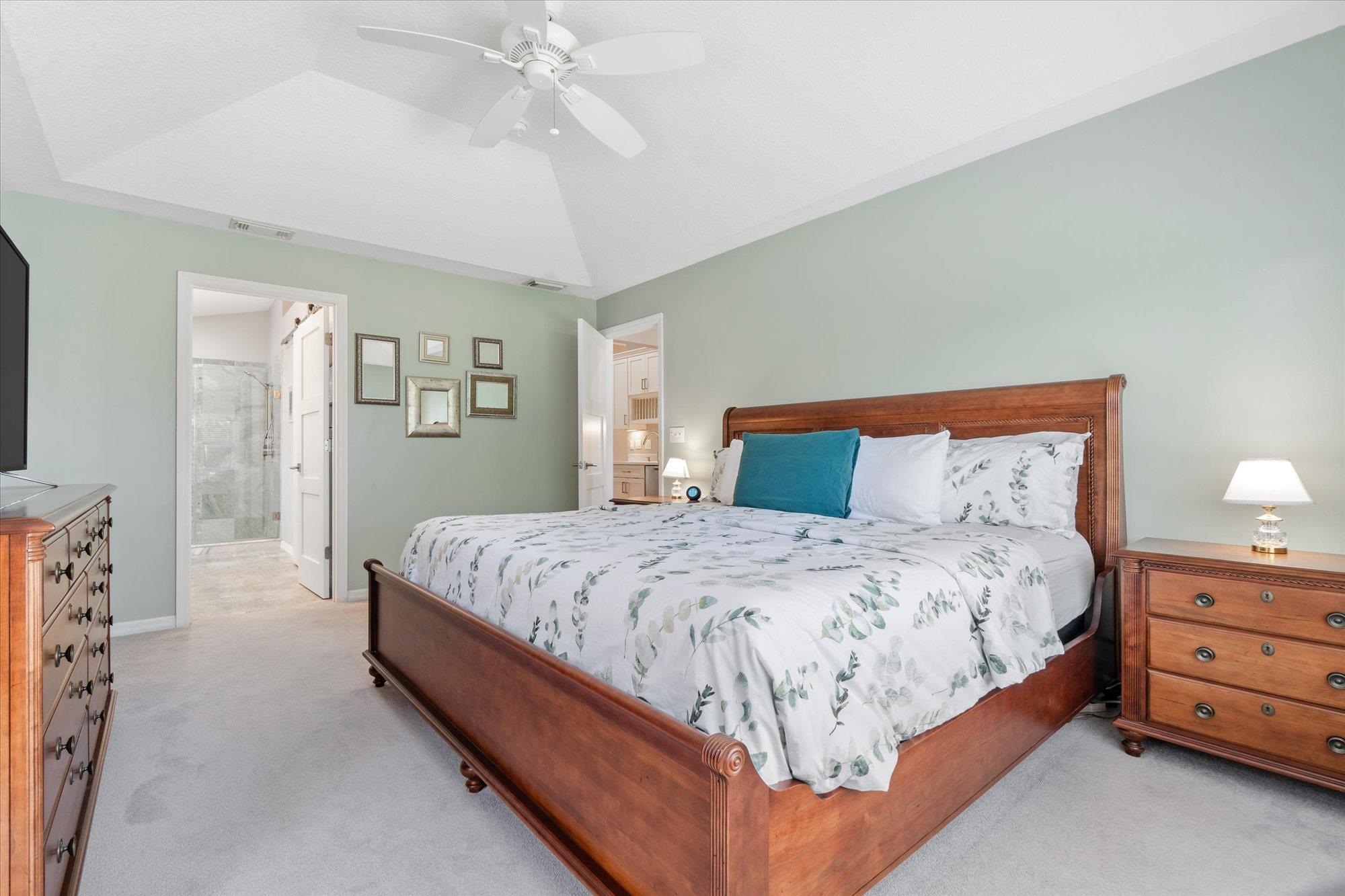 Image 23 of 49 For 2329 Commodores Club Blvd