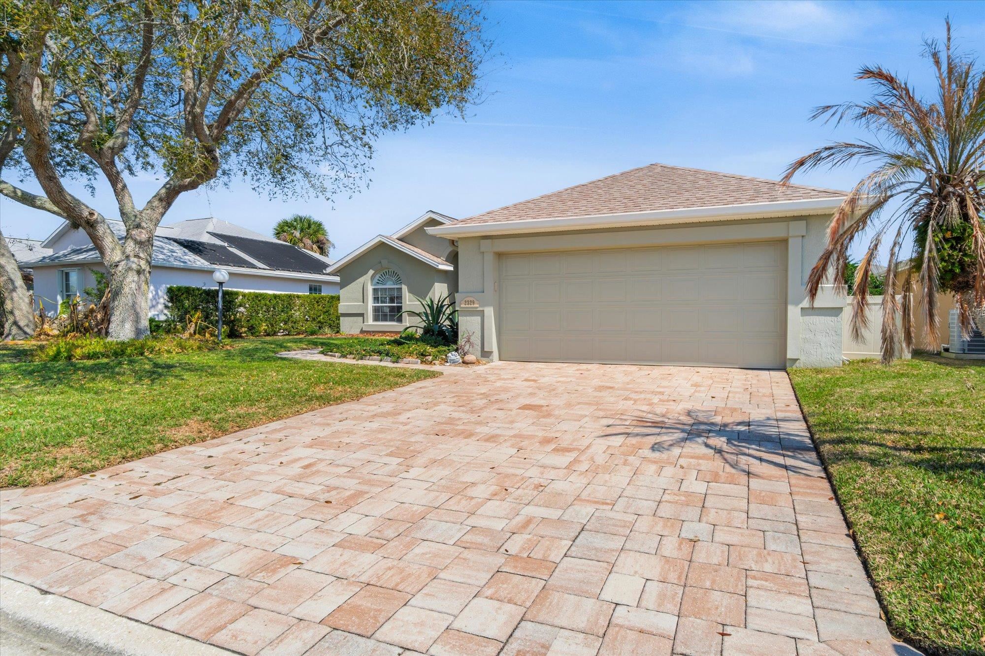 Image 40 of 49 For 2329 Commodores Club Blvd