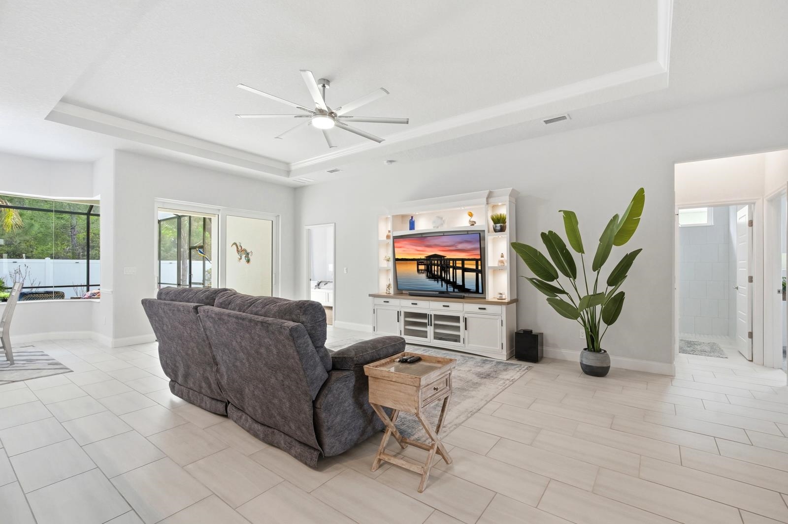 Image 25 of 45 For 24 Spring St