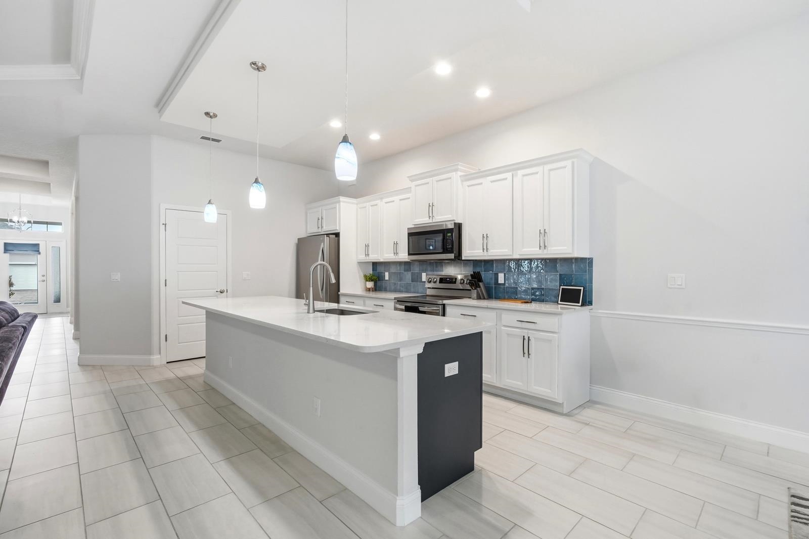 Image 3 of 45 For 24 Spring St