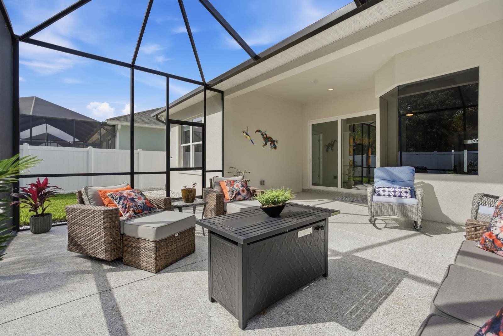 Image 37 of 45 For 24 Spring St