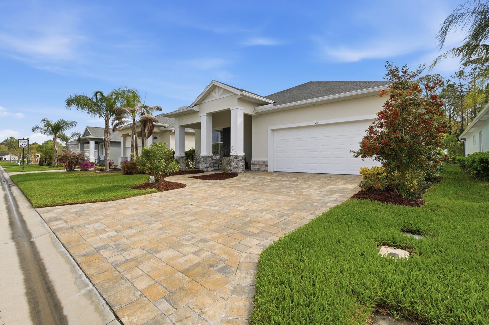 Image 44 of 45 For 24 Spring St