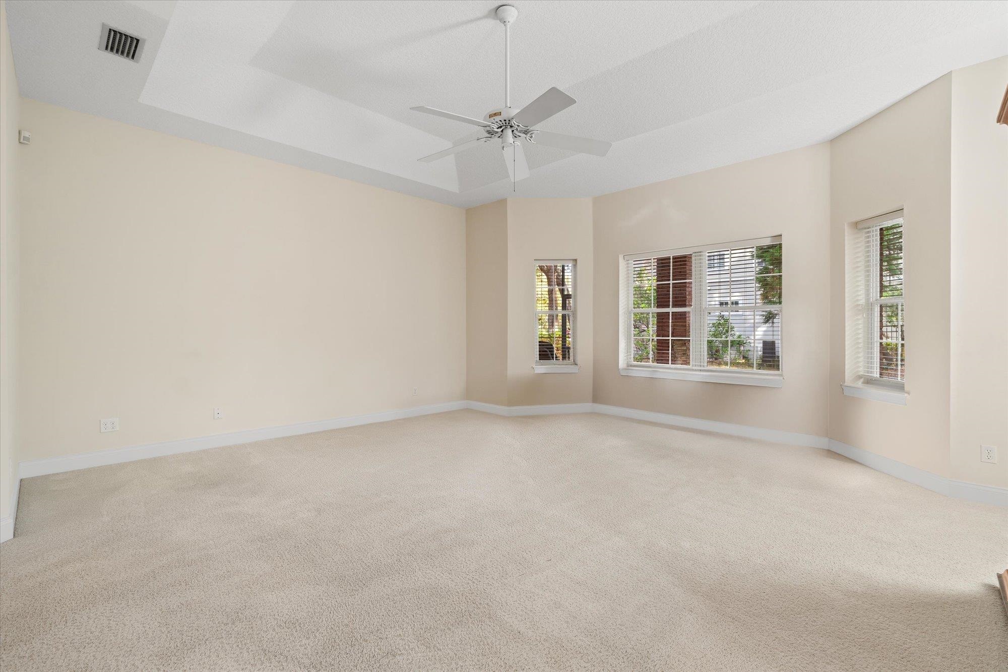 Image 23 of 77 For 125 Island Hammock Way