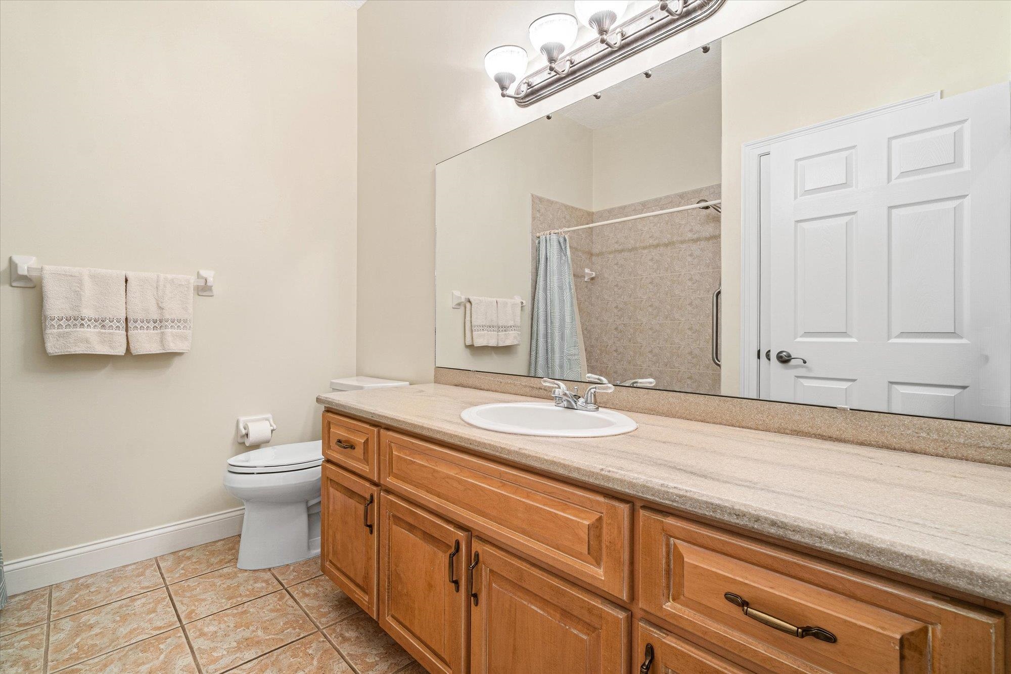 Image 35 of 77 For 125 Island Hammock Way