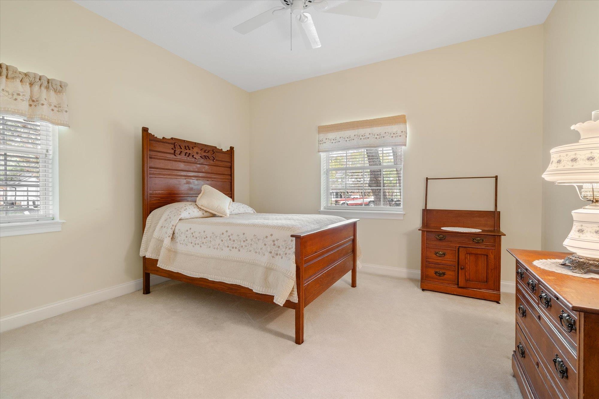 Image 36 of 77 For 125 Island Hammock Way