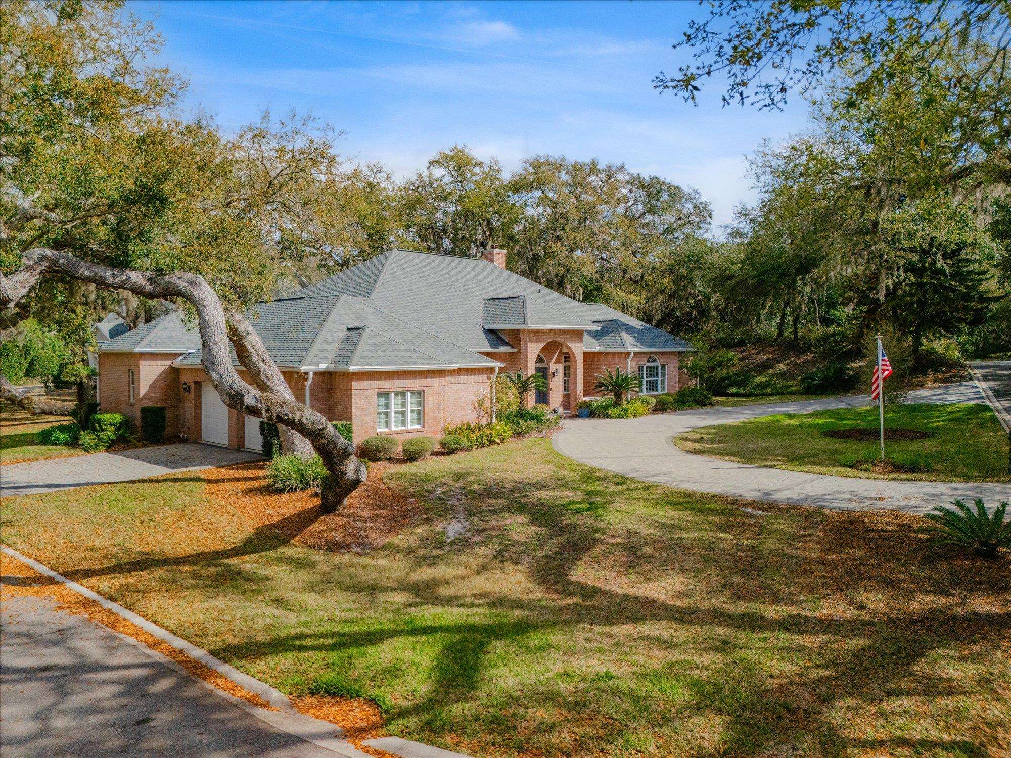 Image 48 of 77 For 125 Island Hammock Way