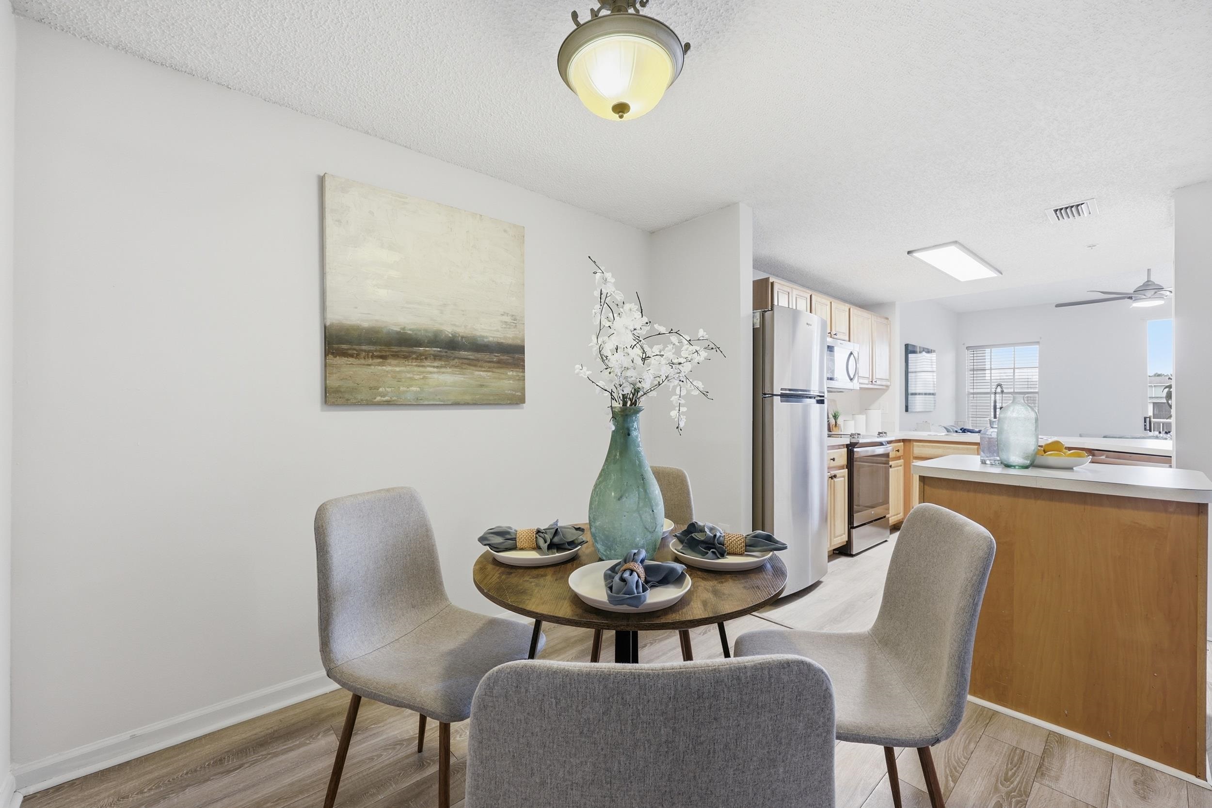 Image 12 of 30 For 4035 Grande Vista Blvd  20-129