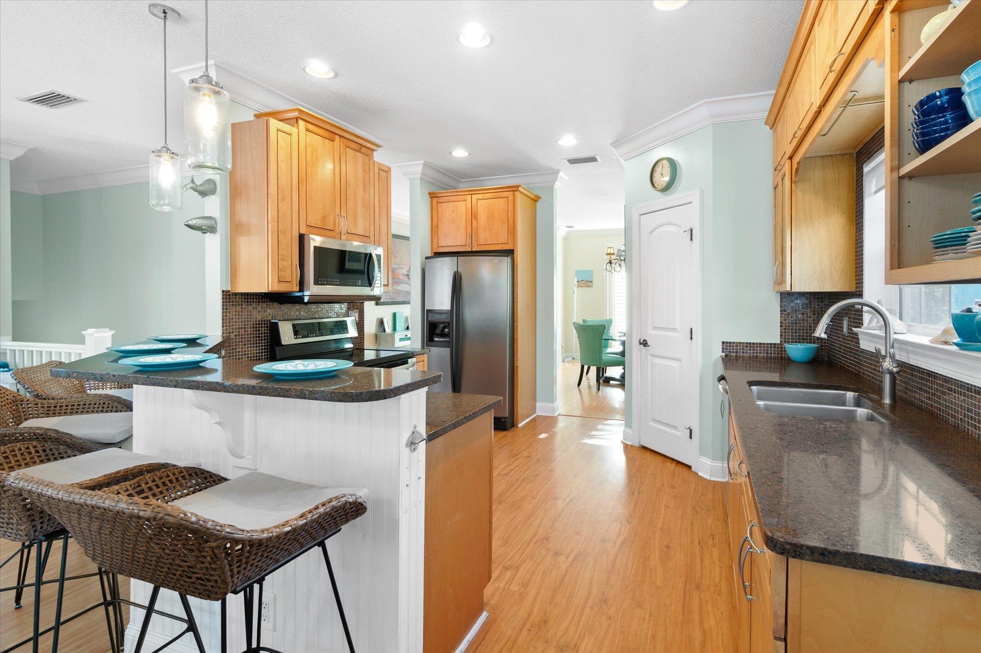 Image 16 of 59 For 9106 Mellon Ct